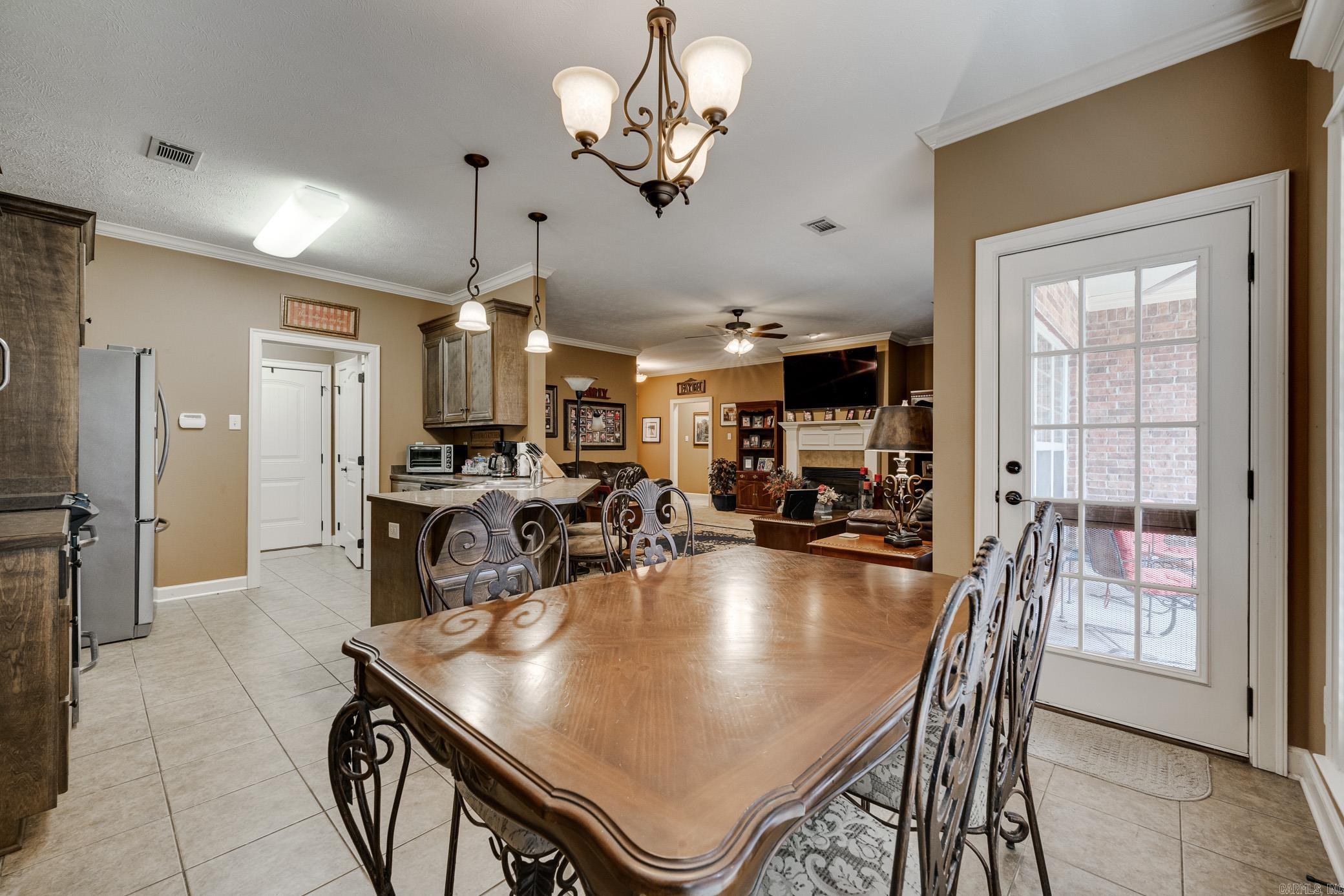 OAK TREE SUB - Residential