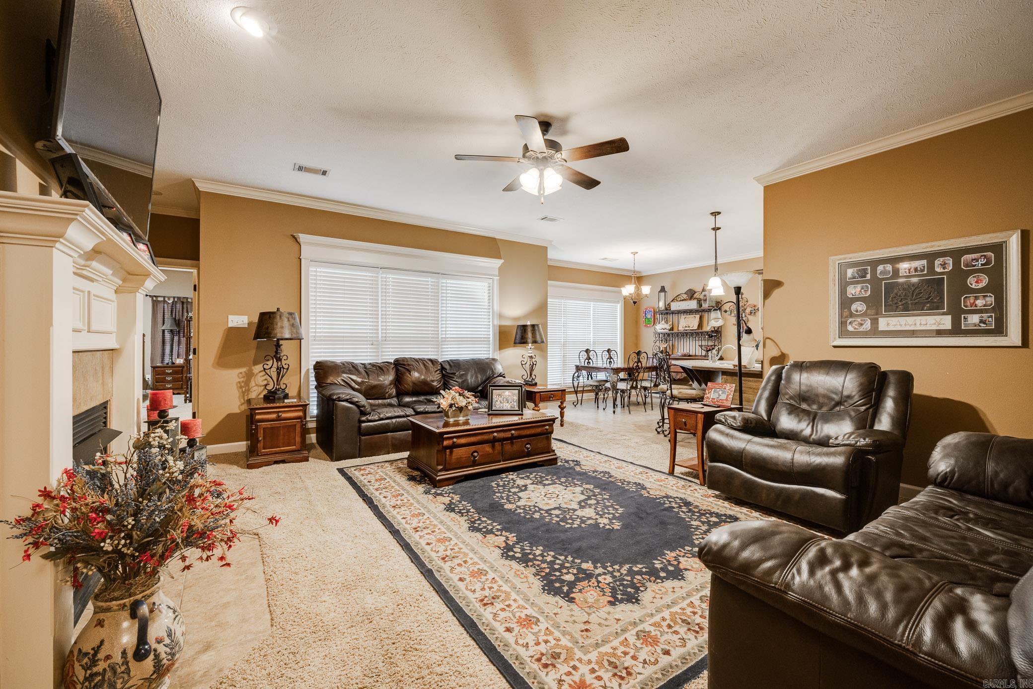 OAK TREE SUB - Residential