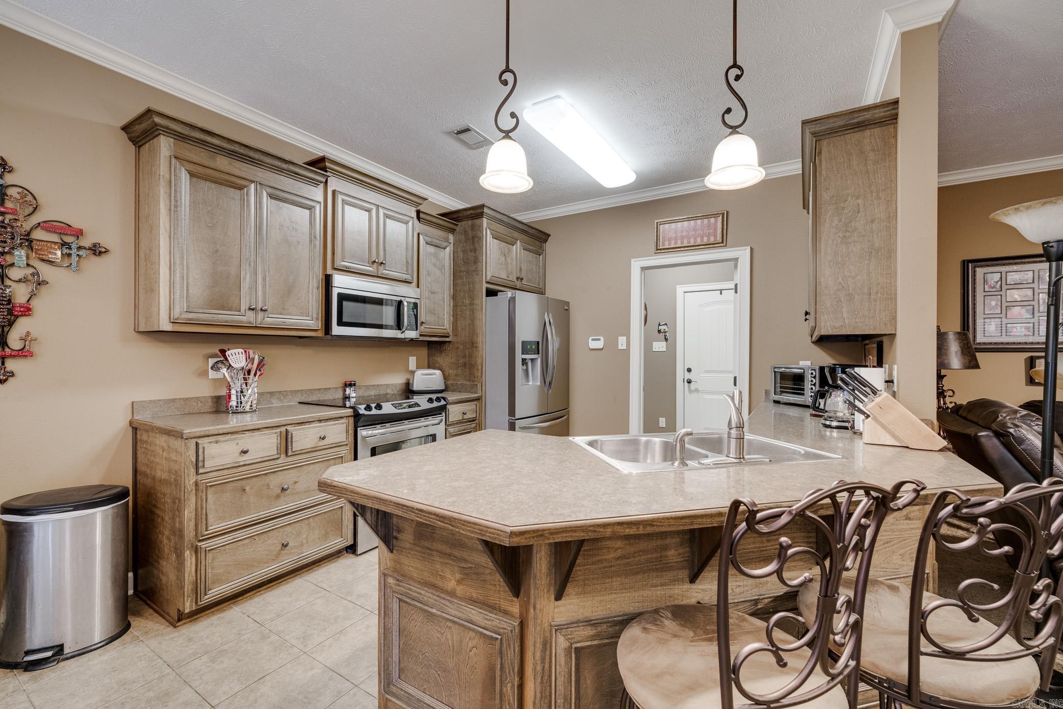 OAK TREE SUB - Residential