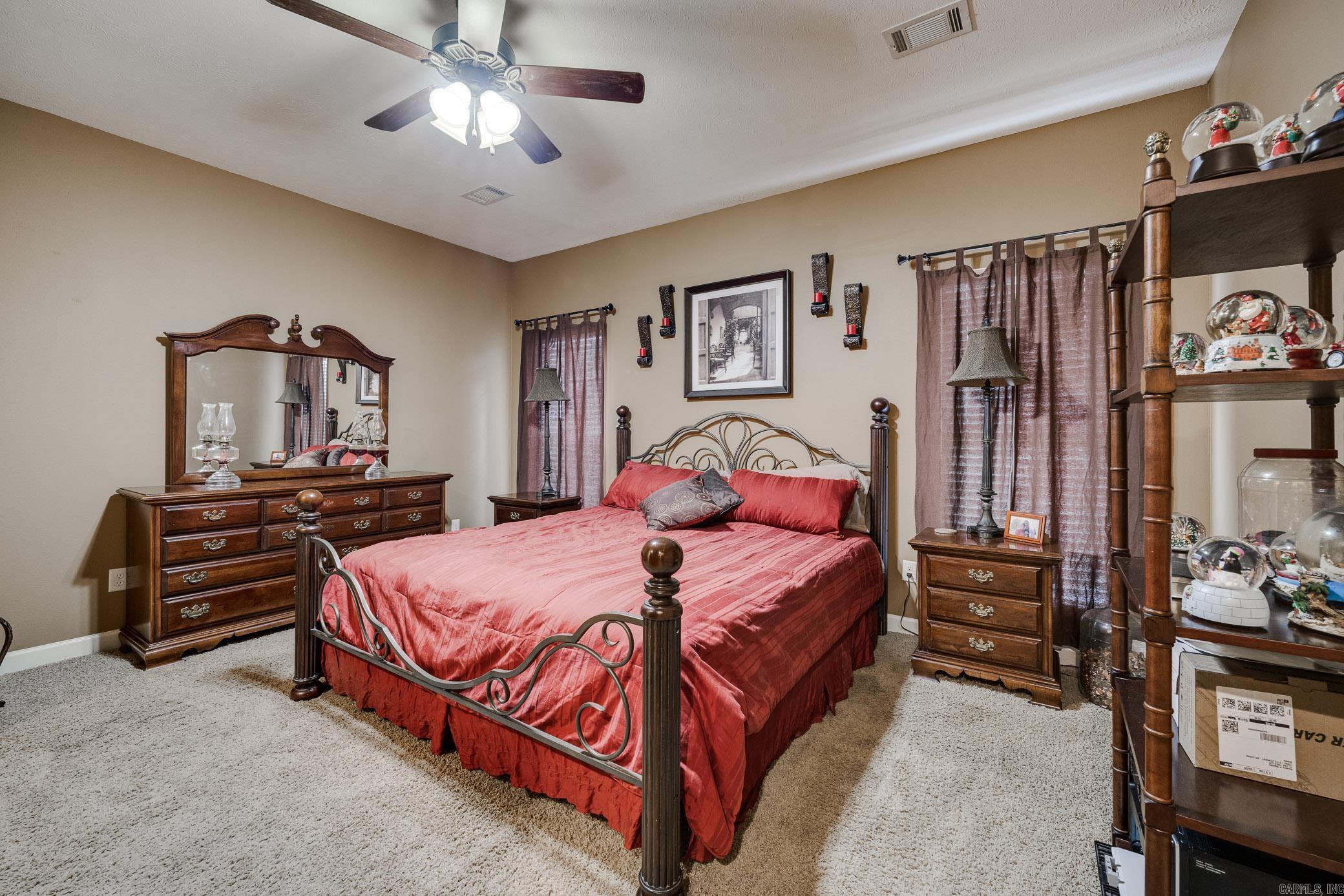 OAK TREE SUB - Residential