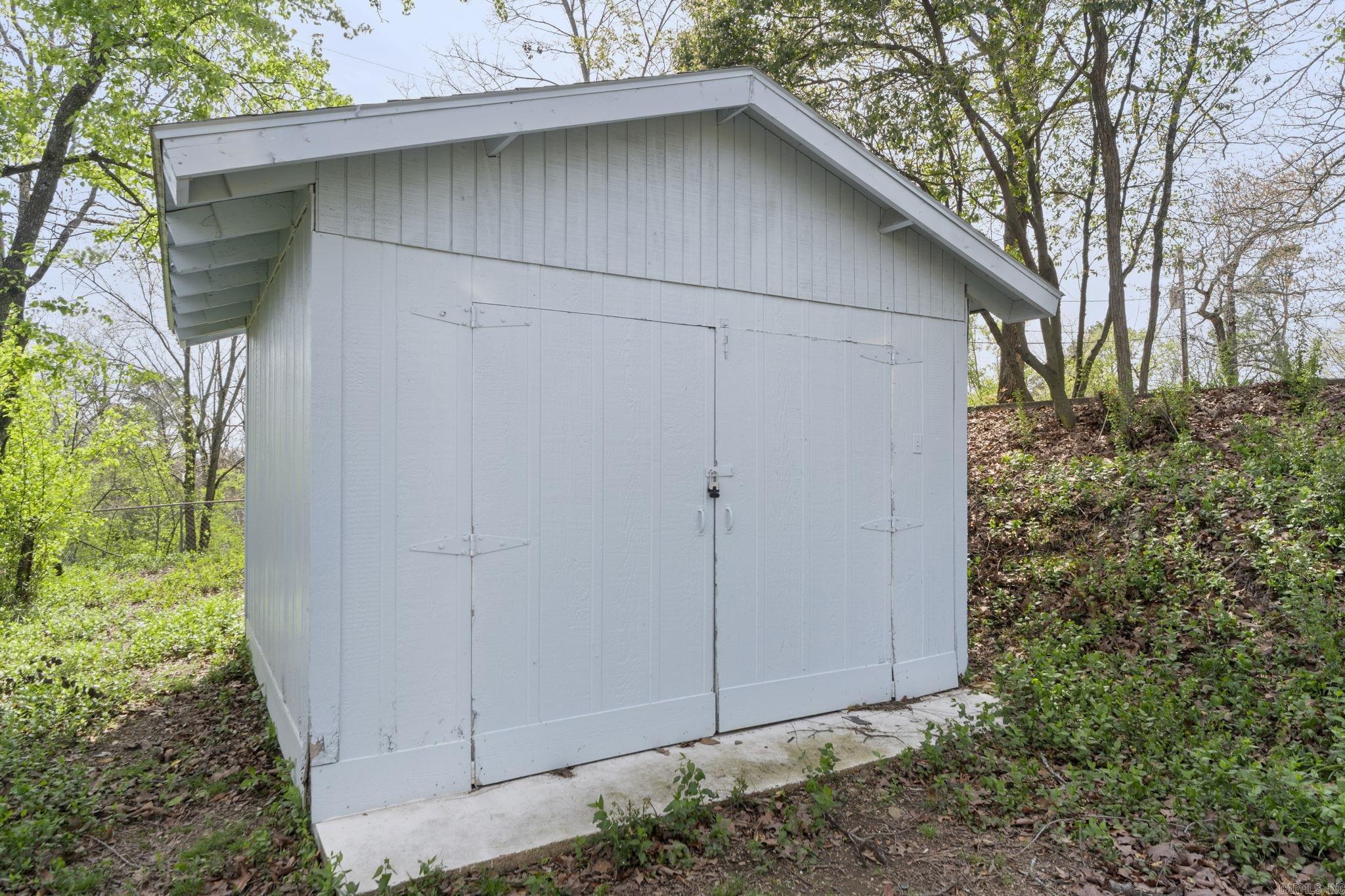 FAIR HILLS - Residential