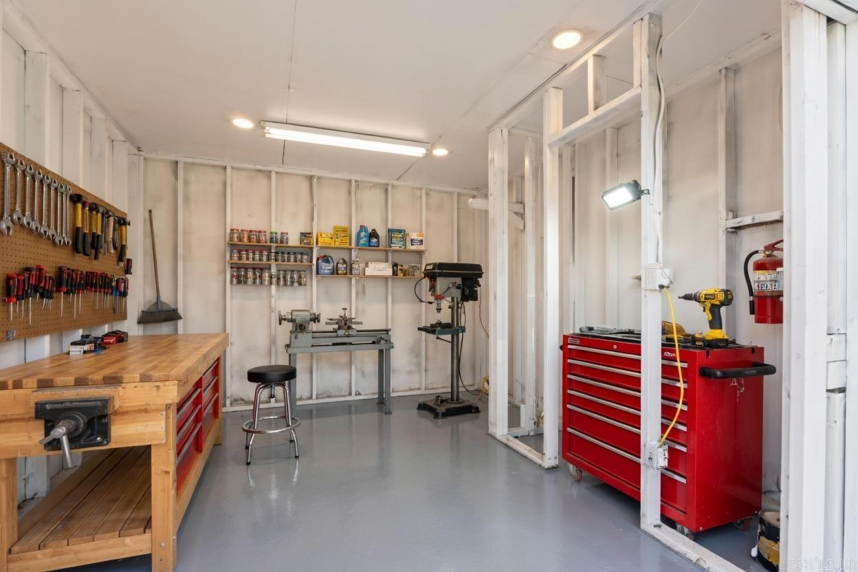 FAIR HILLS - Residential