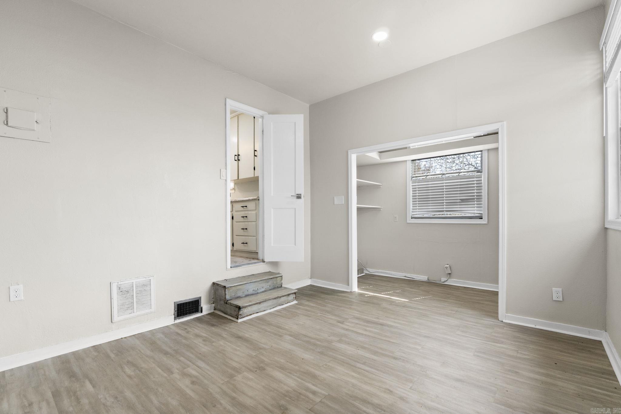 FAIR HILLS - Residential