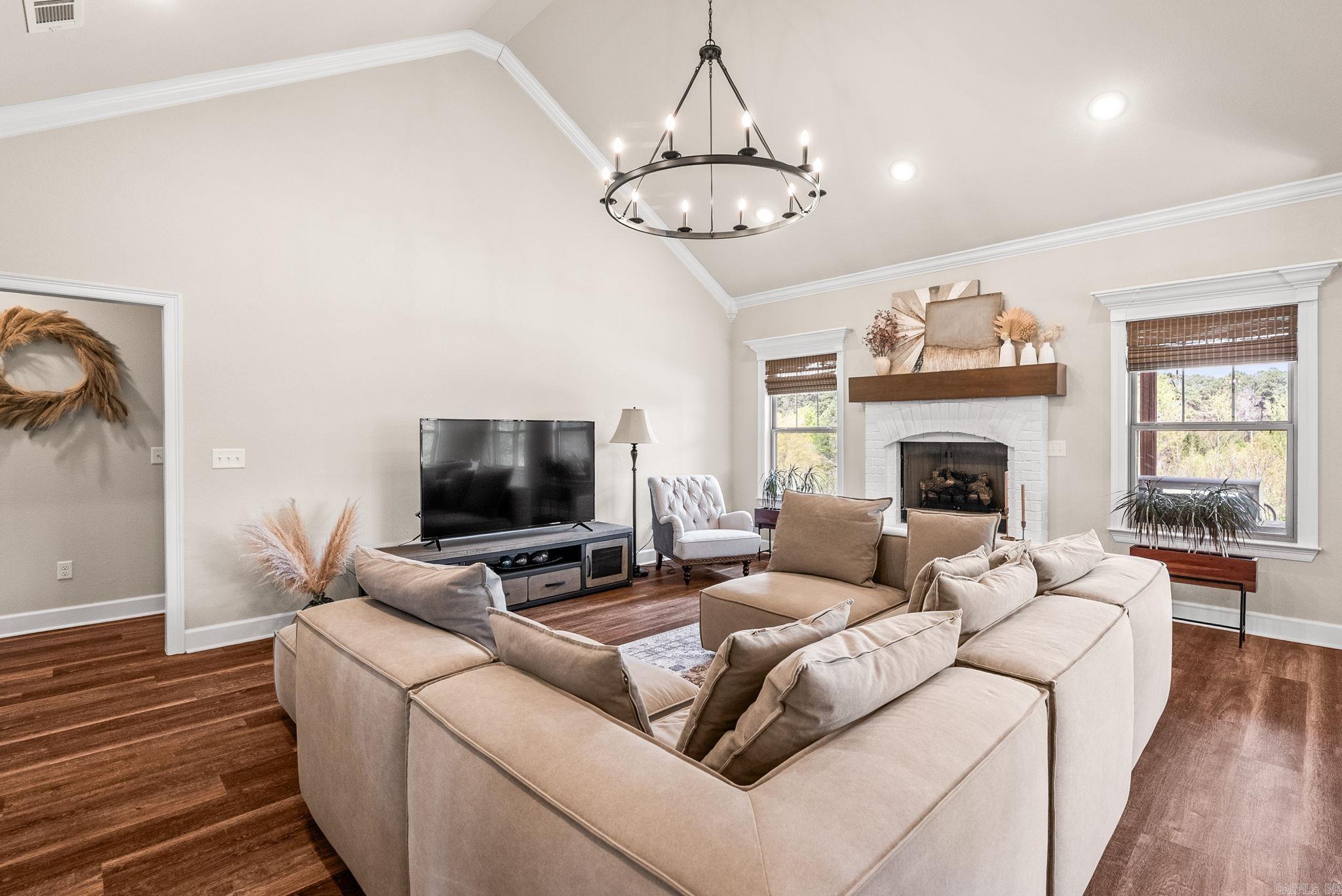 CHENAL VALLEY CAUREL COURT - Residential