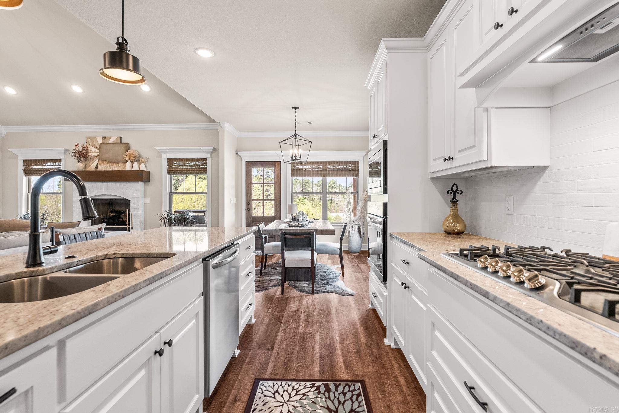 CHENAL VALLEY CAUREL COURT - Residential