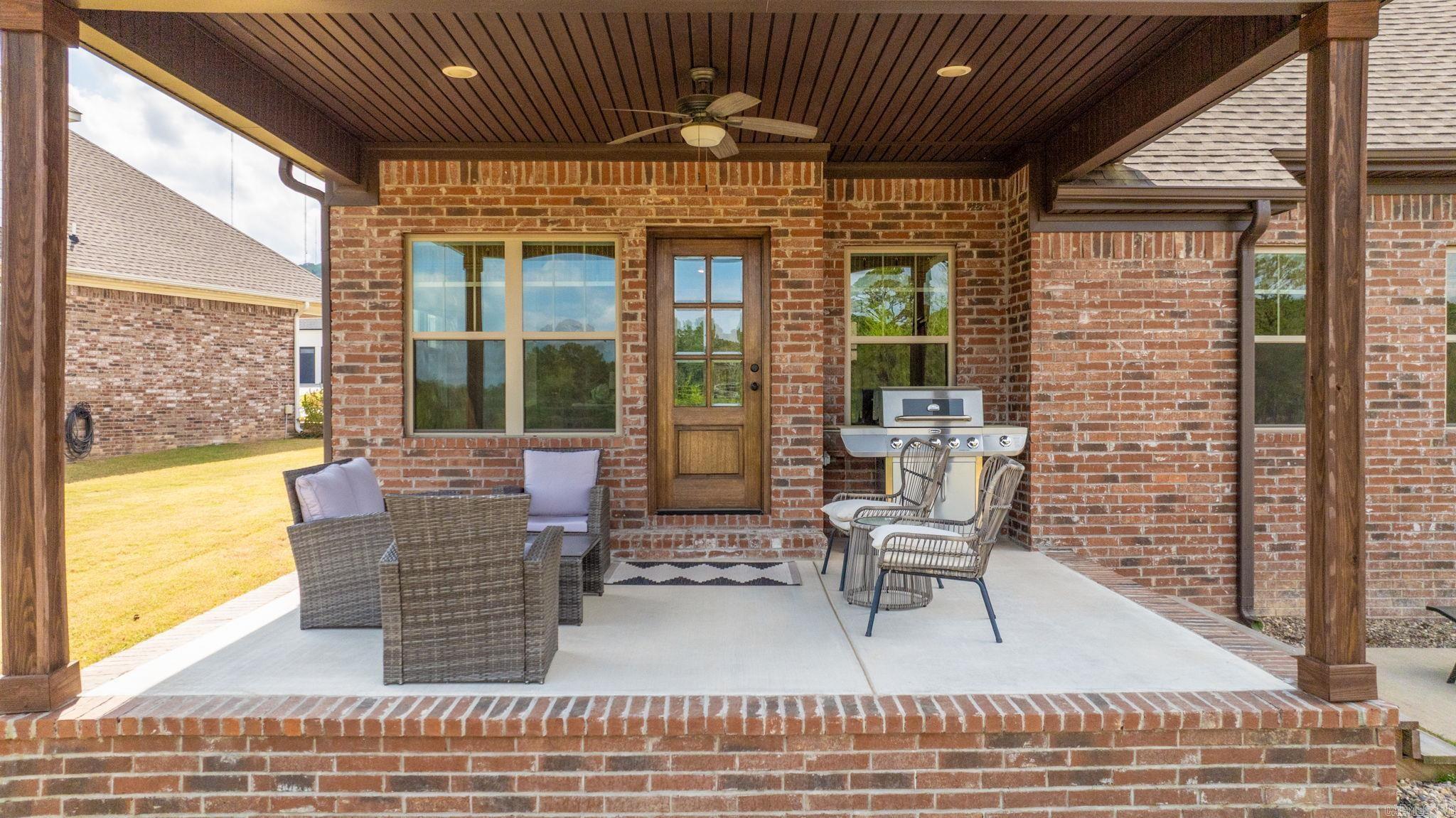 CHENAL VALLEY CAUREL COURT - Residential