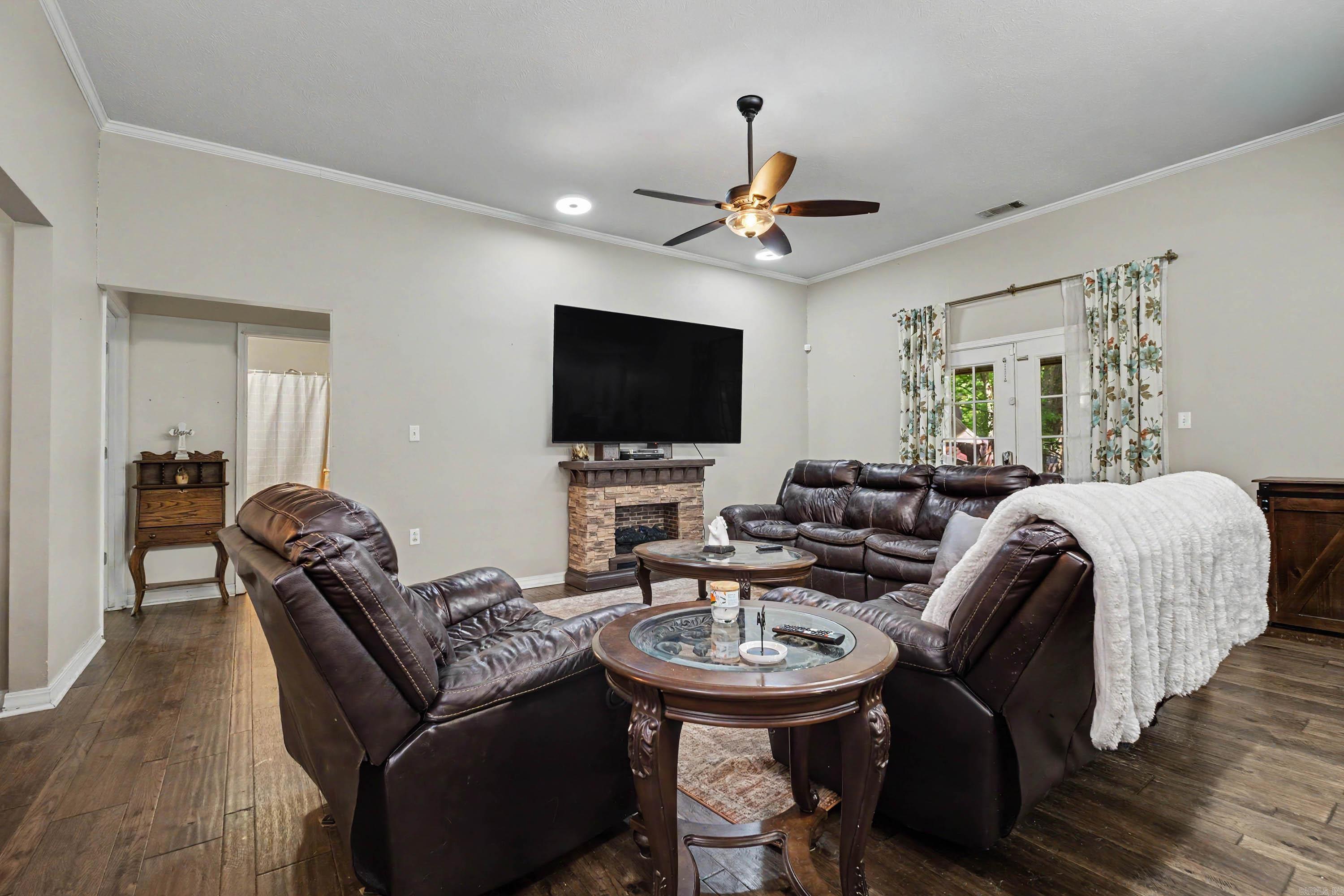 WINTER CREEK - Residential