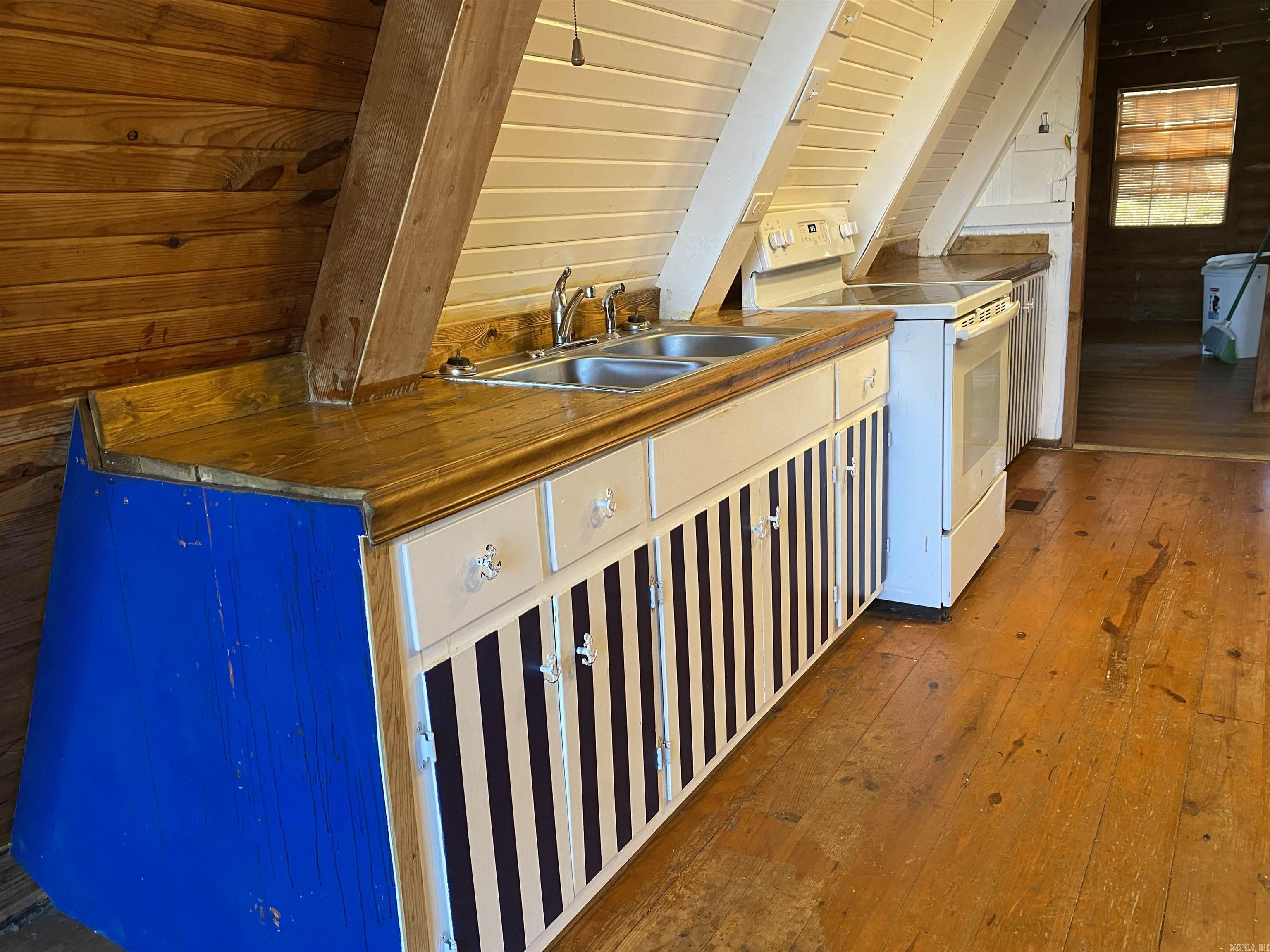 BAKERS WEST - Residential