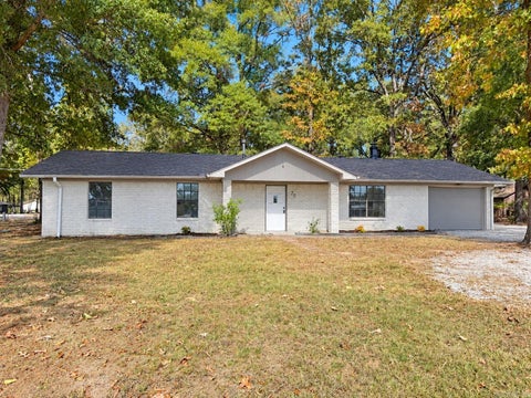 Photo of 20 Palmer Drive, Conway, AR 72032 (MLS # 26042438)