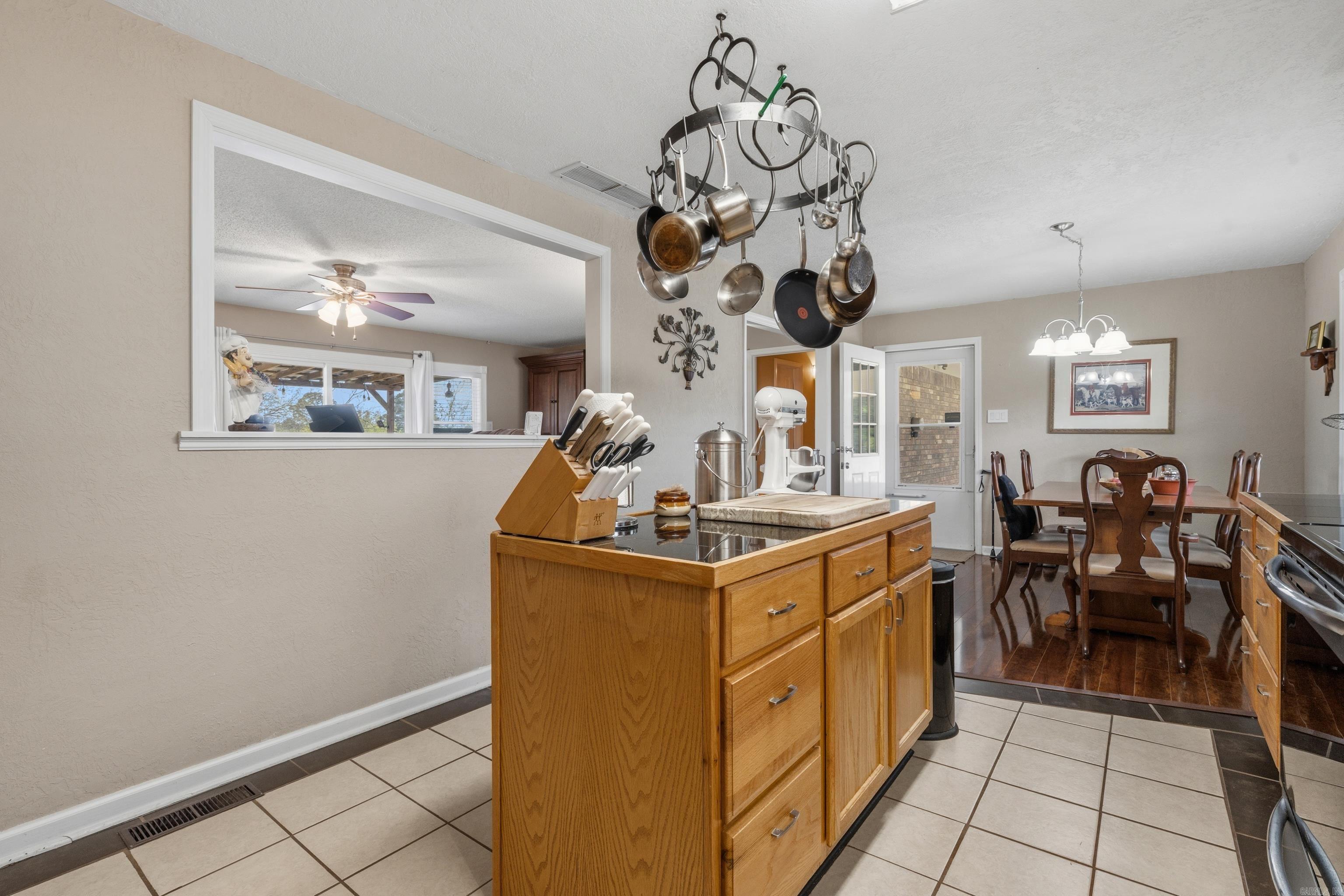 BEVERLY HILLS - Residential