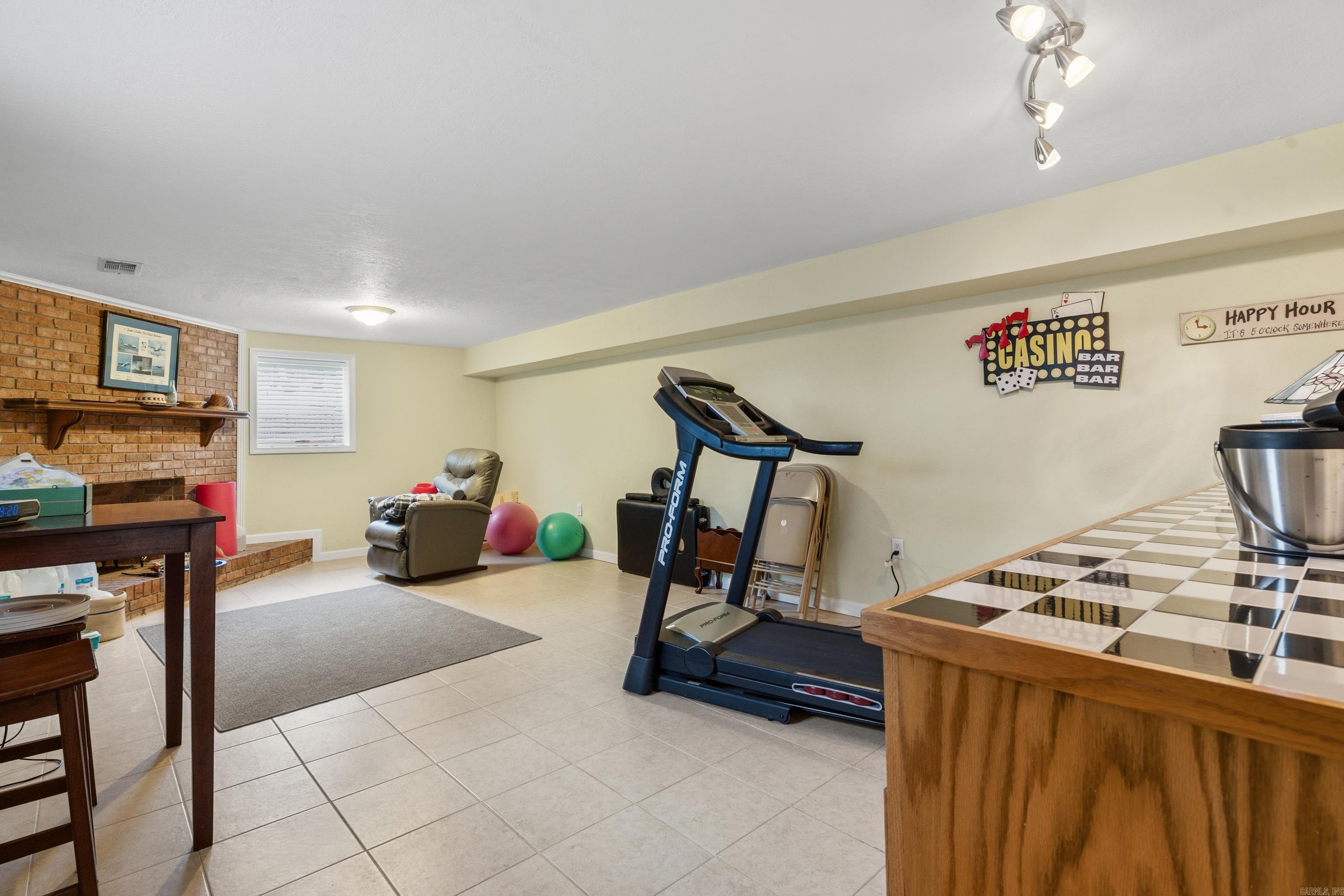 BEVERLY HILLS - Residential