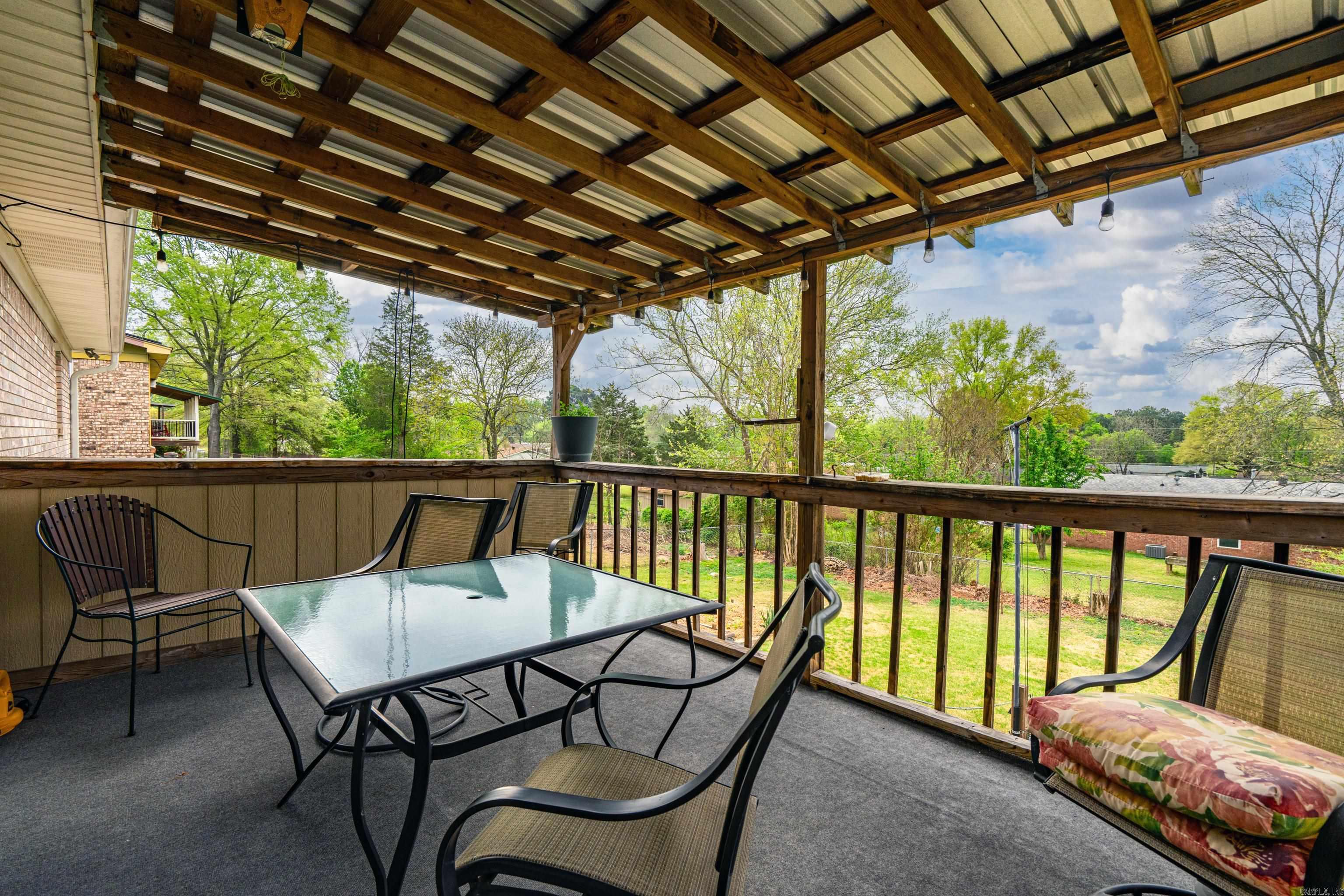 BEVERLY HILLS - Residential