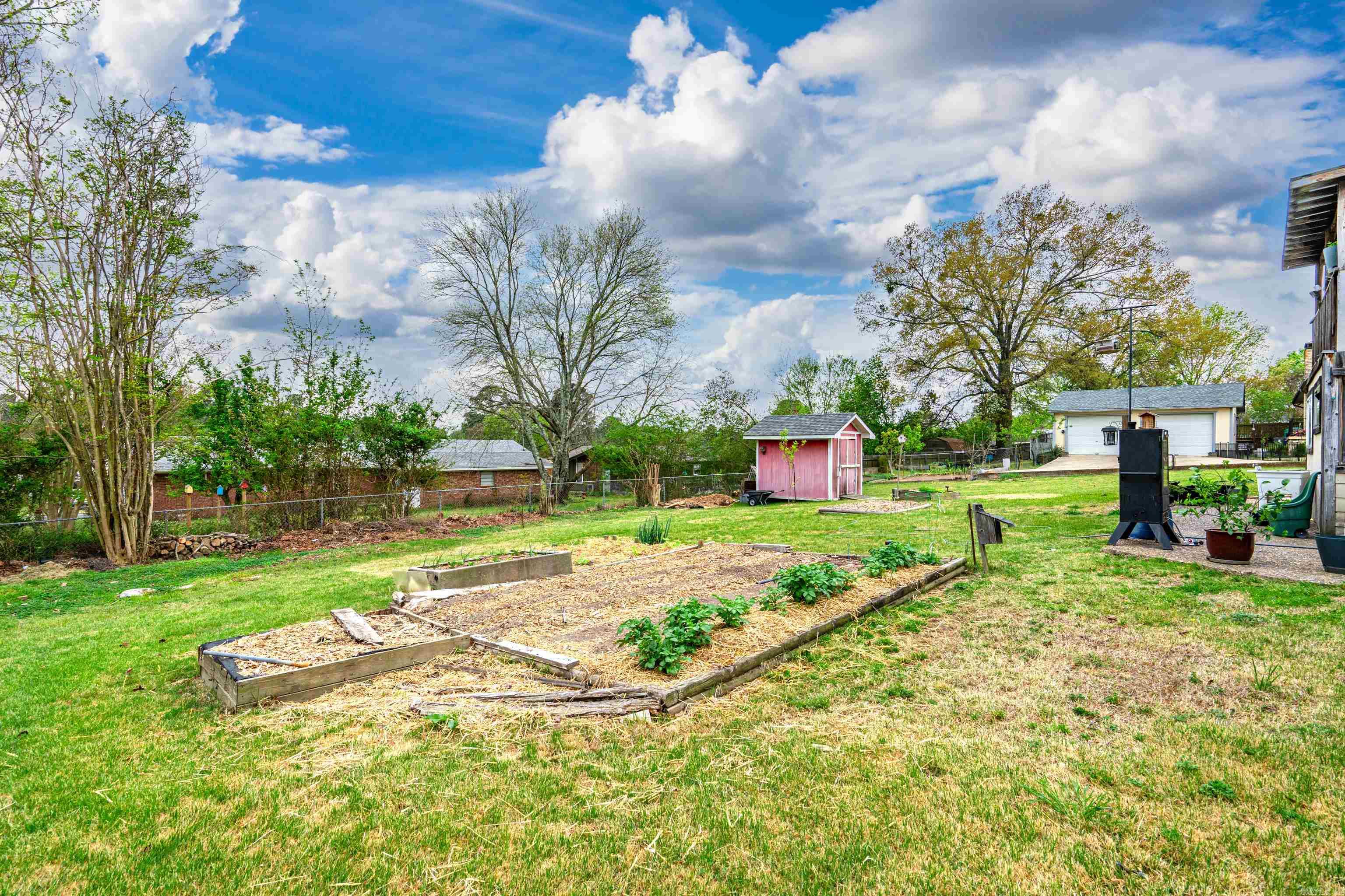 BEVERLY HILLS - Residential