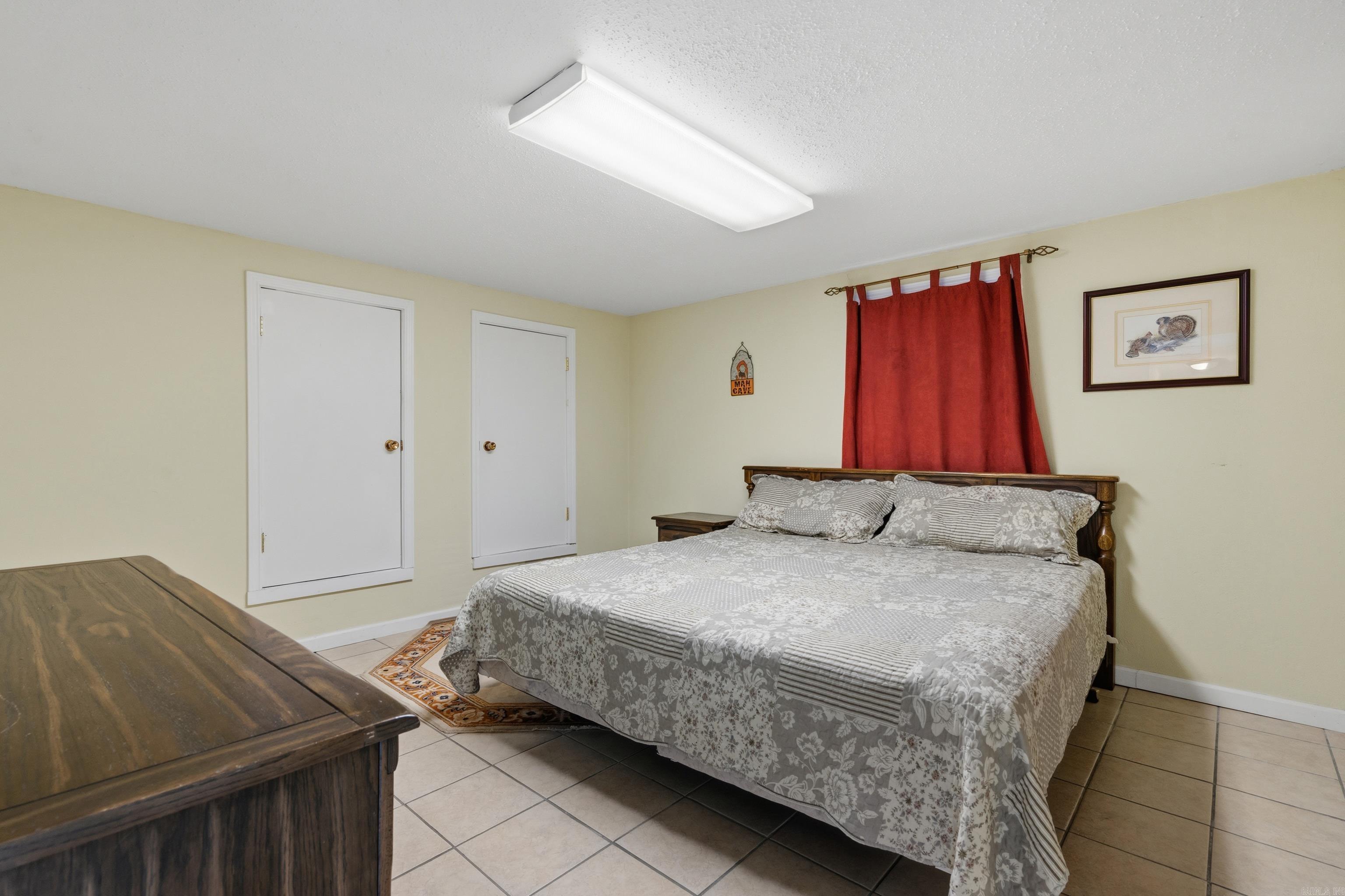 BEVERLY HILLS - Residential