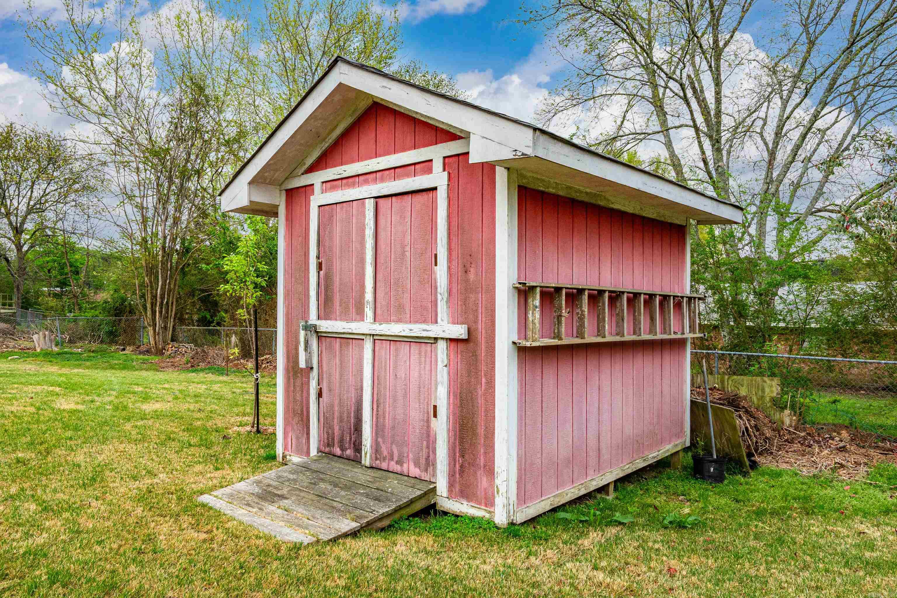 BEVERLY HILLS - Residential