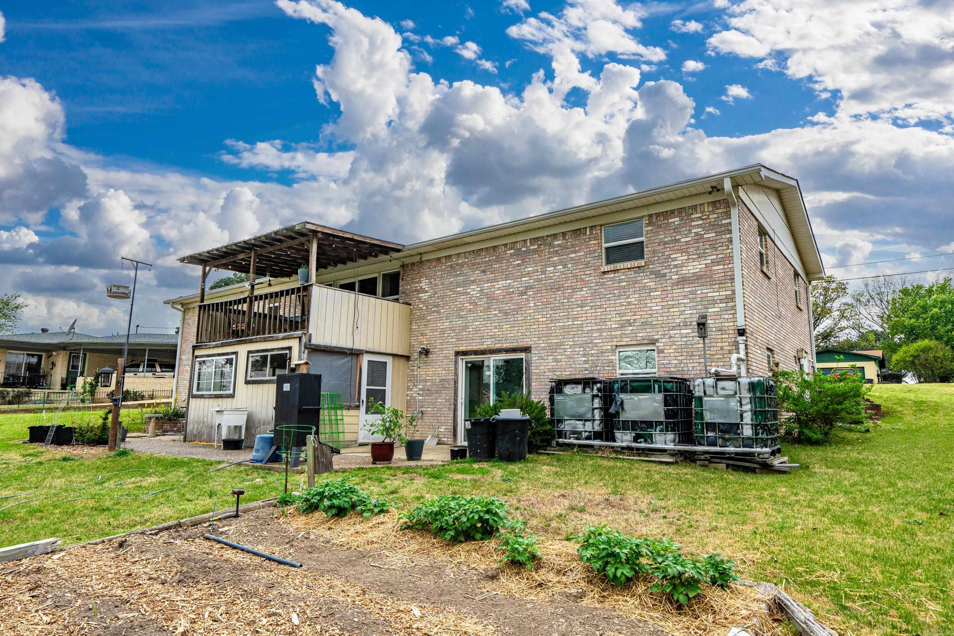 BEVERLY HILLS - Residential