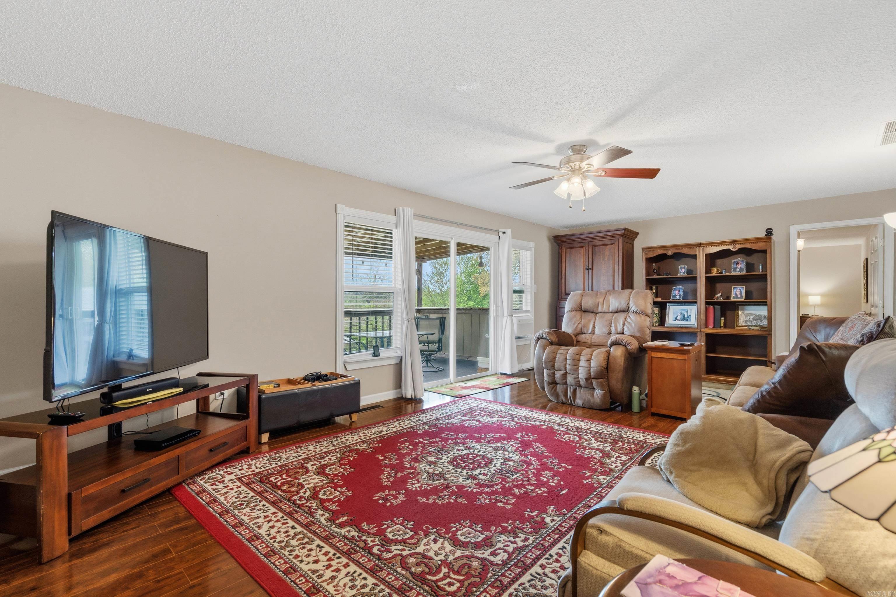 BEVERLY HILLS - Residential