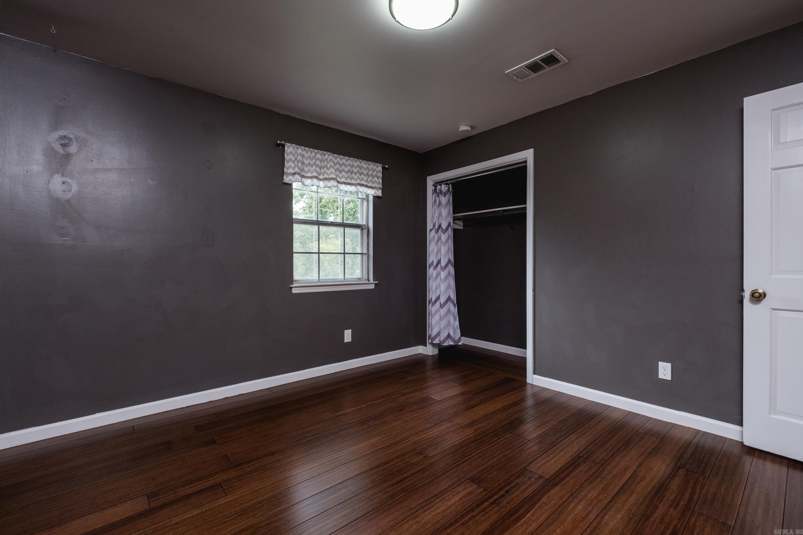 PLEASANT VALLEY - Residential