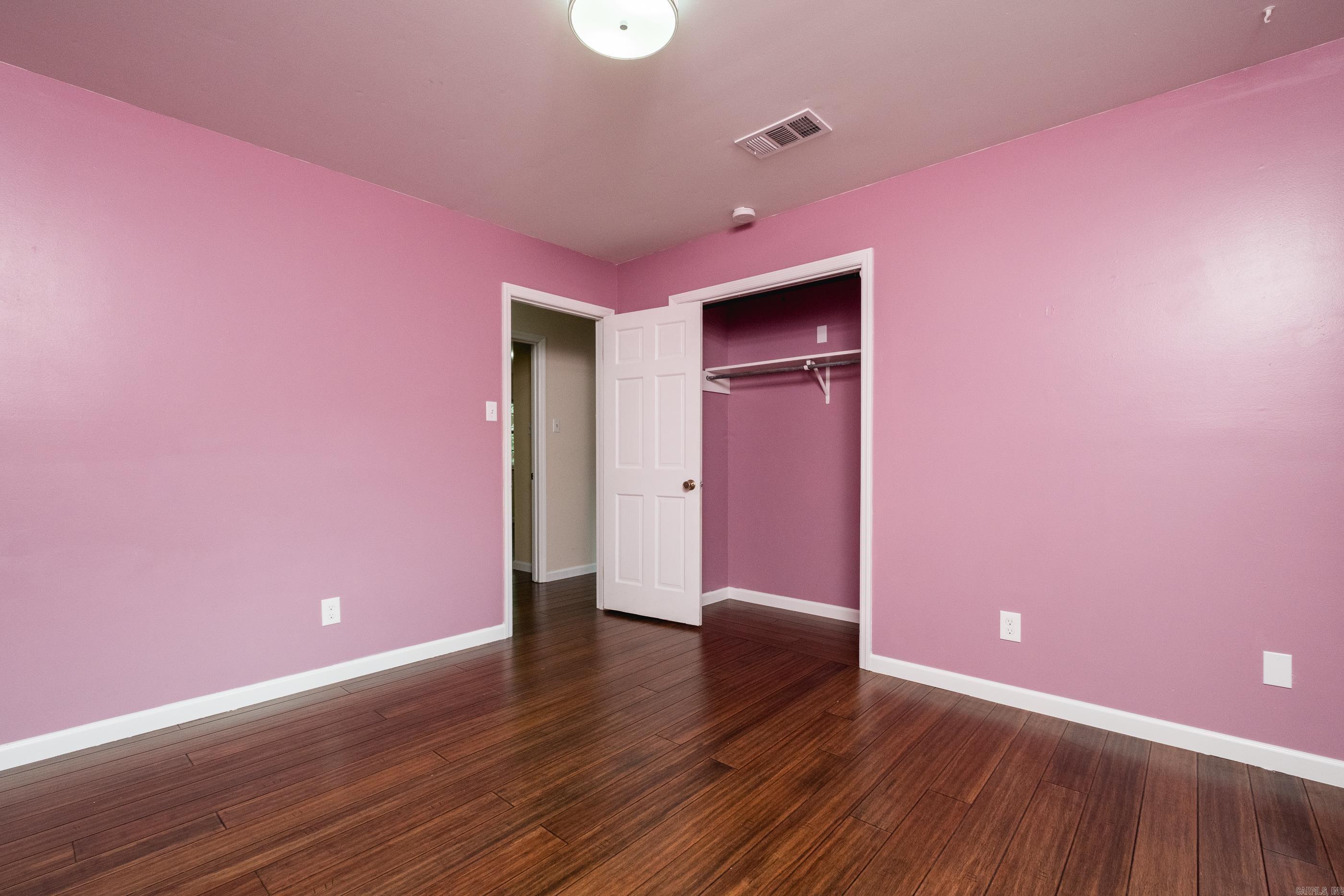 PLEASANT VALLEY - Residential