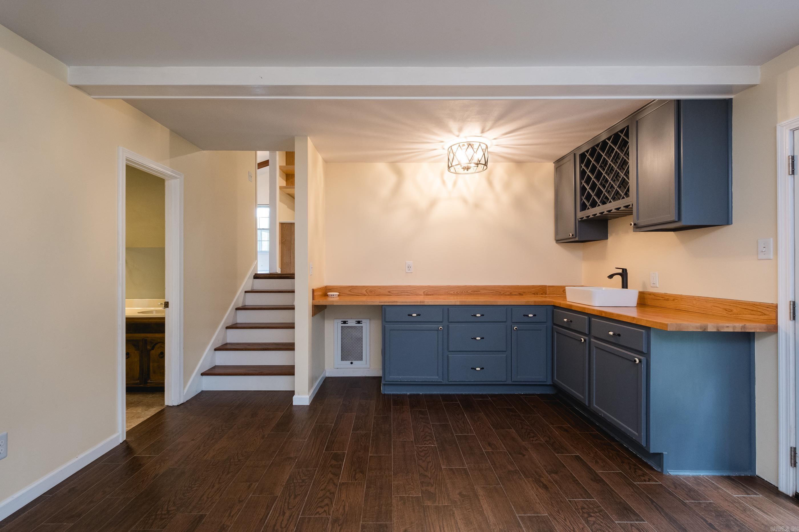 PLEASANT VALLEY - Residential