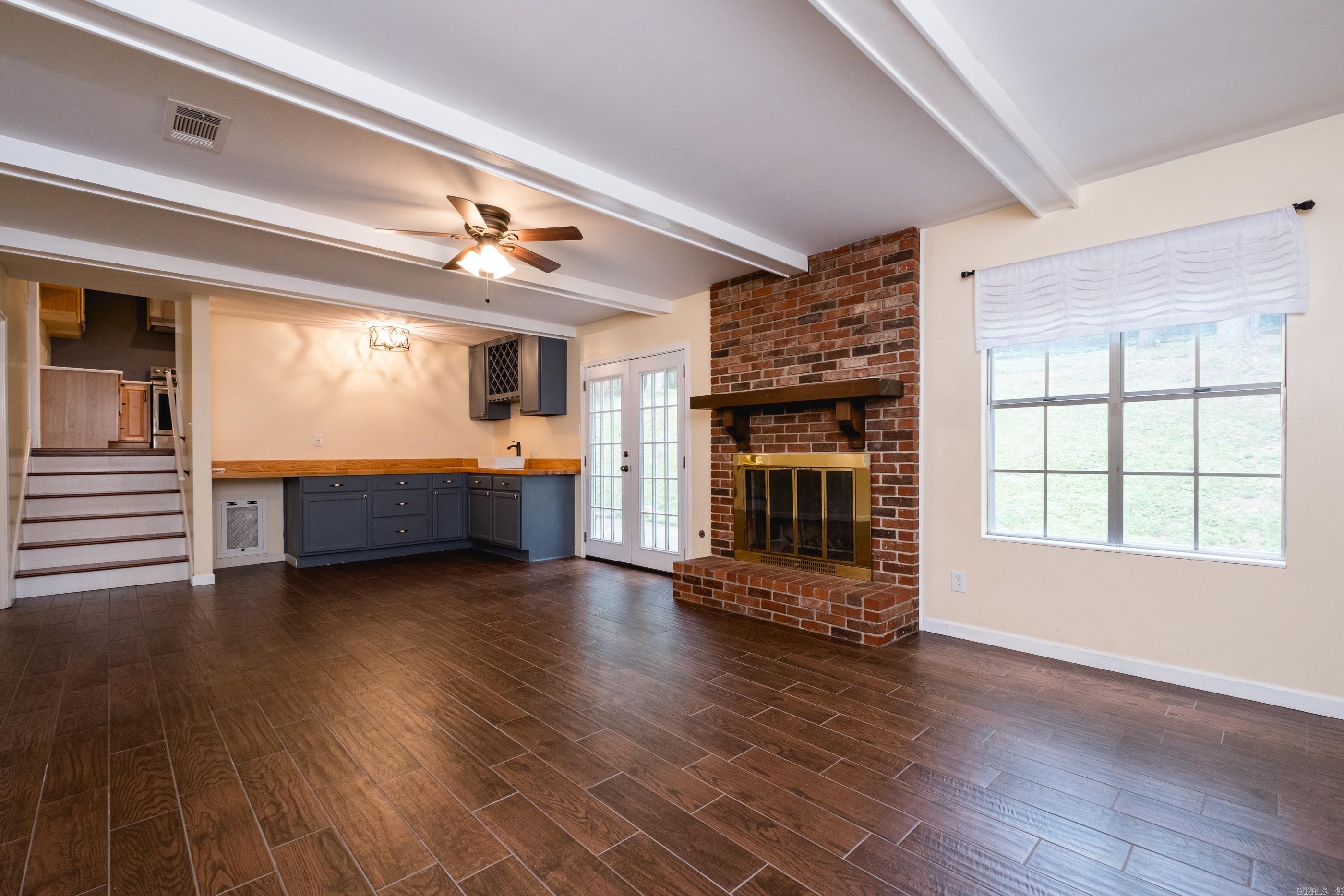 PLEASANT VALLEY - Residential