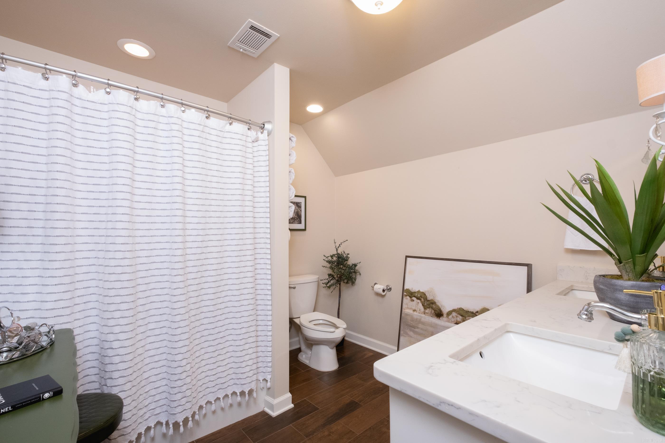 Englewood L1 - Residential