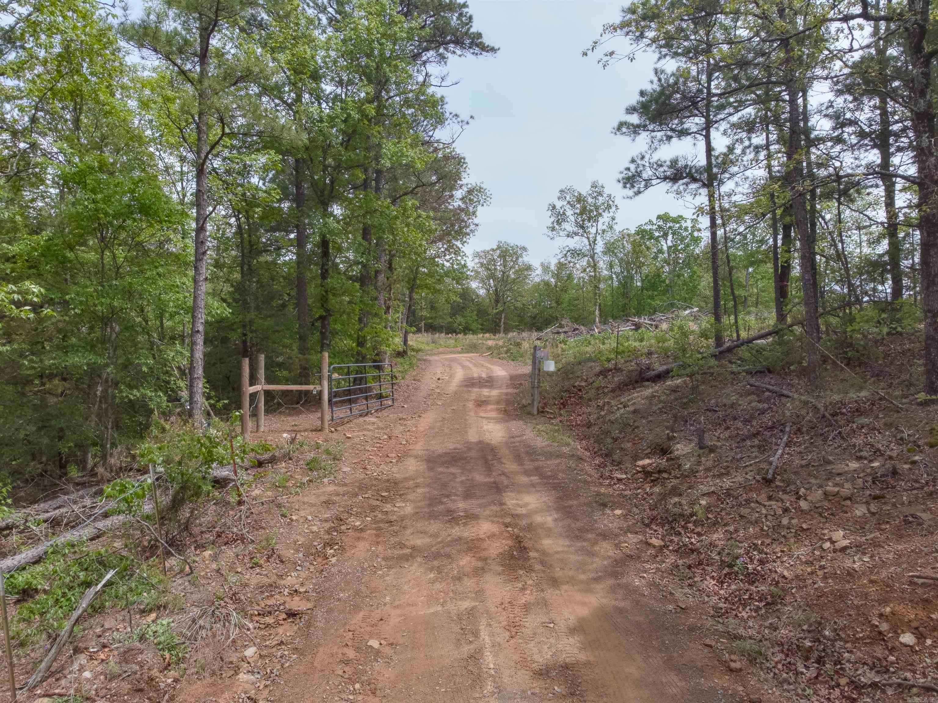 Metes & Bounds - Land