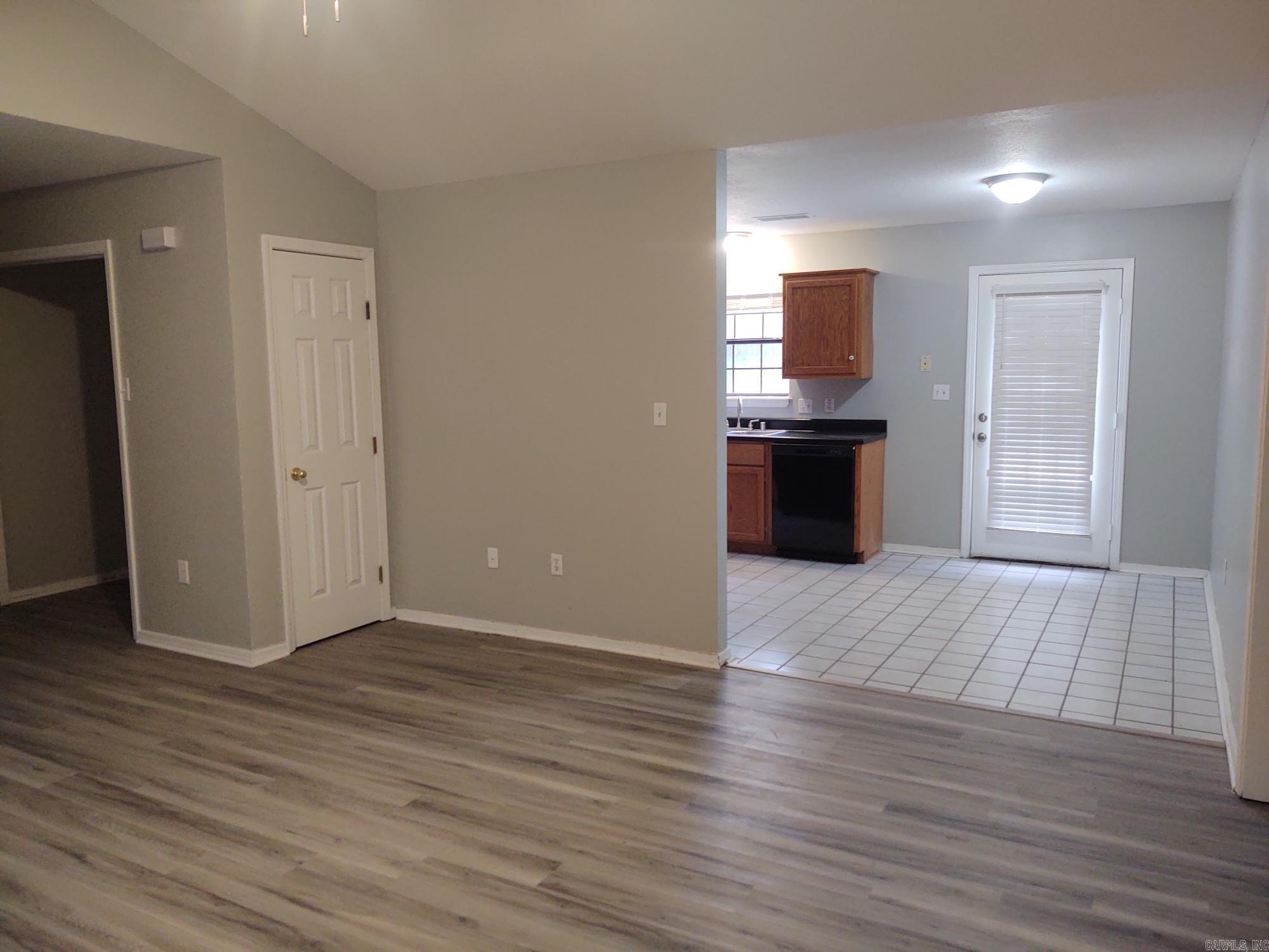 Walnut Corner - Residential