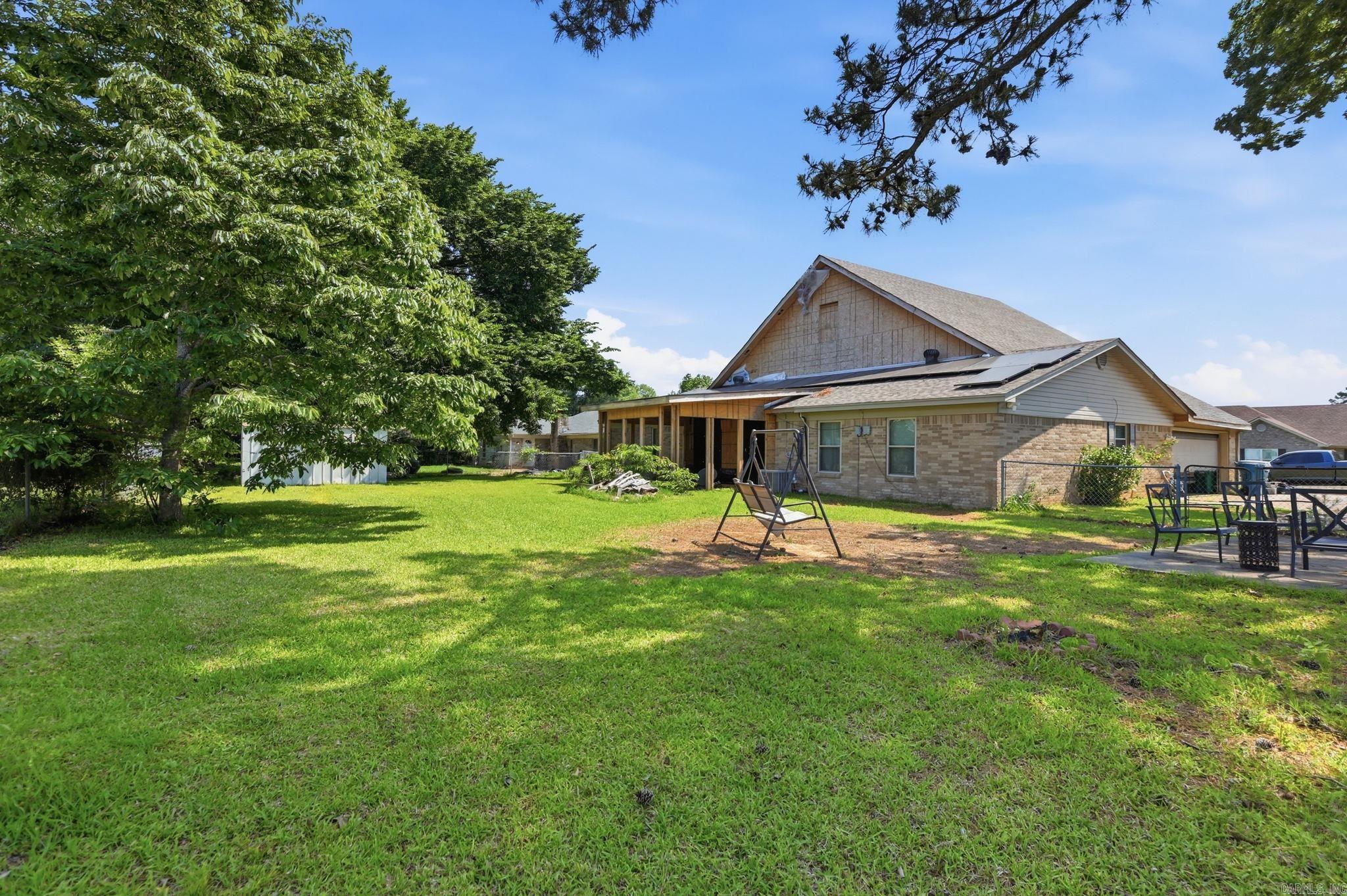 PECAN LAKE - Residential