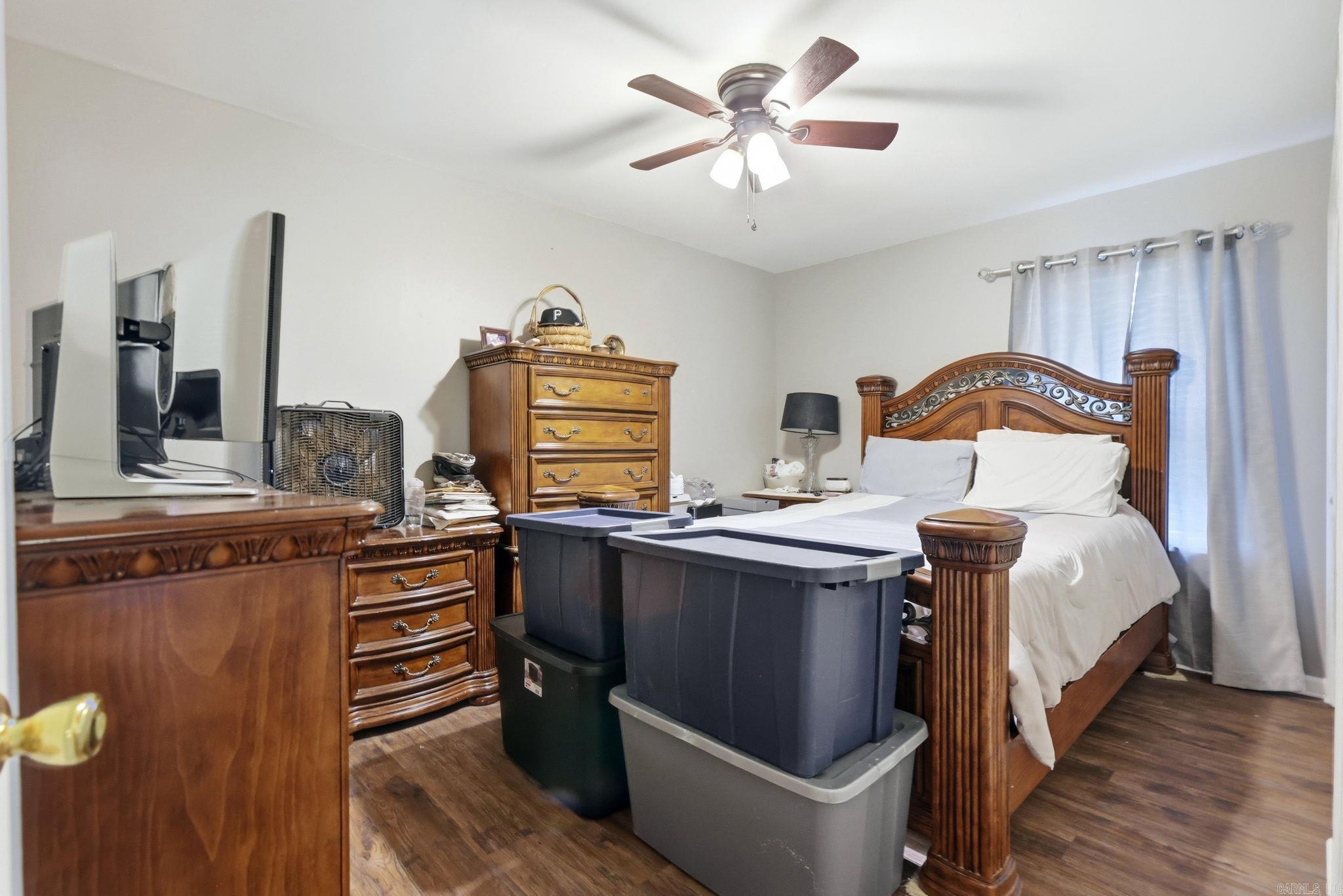 PECAN LAKE - Residential