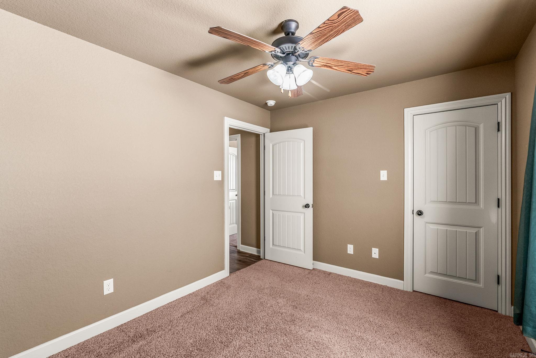 SHADOW CREEK - Residential