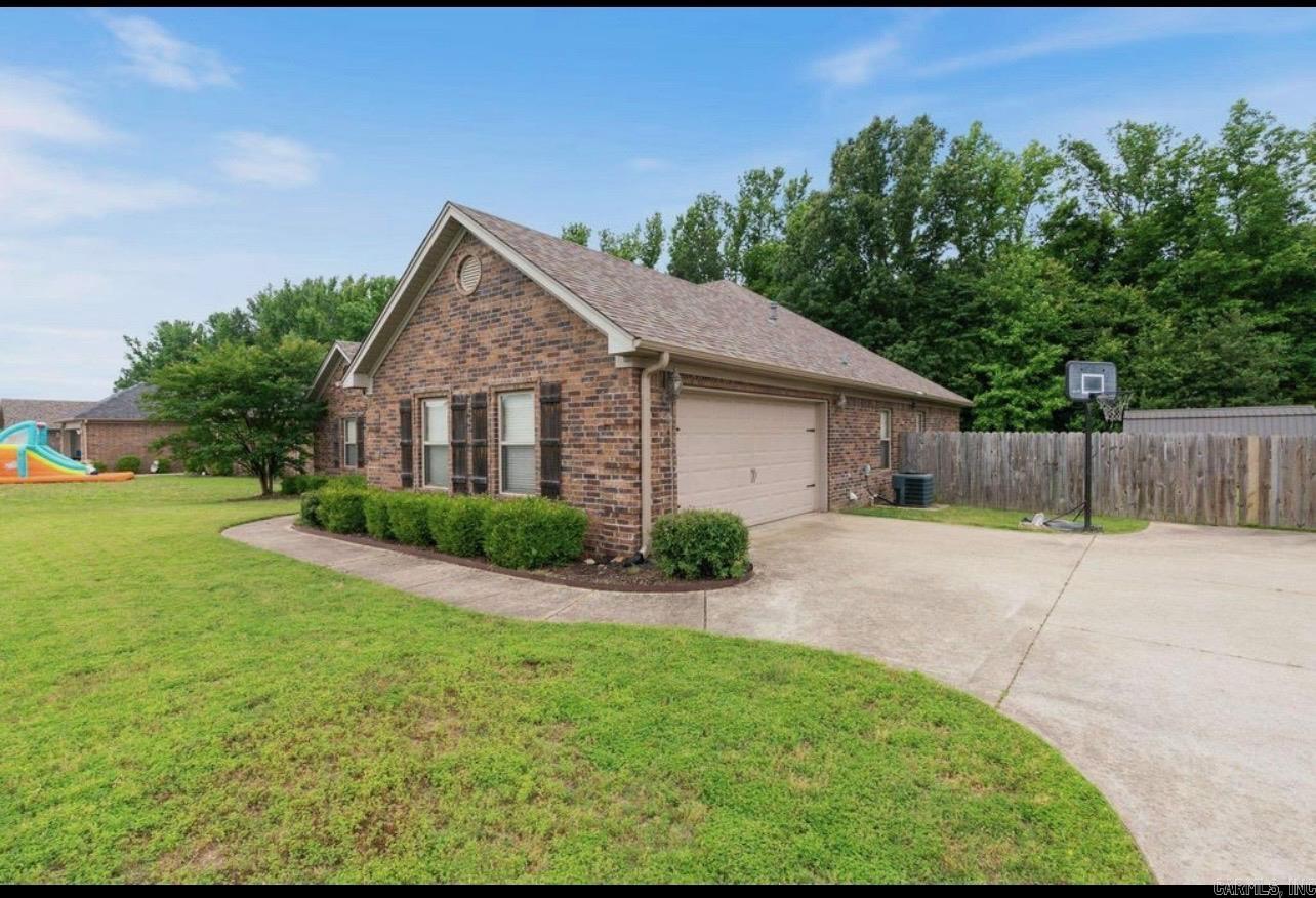 SHADOW CREEK - Residential