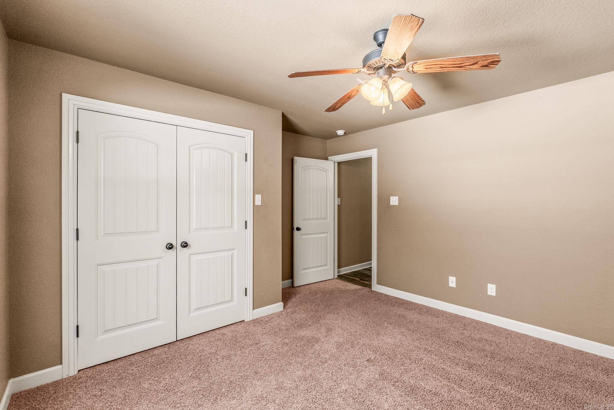 SHADOW CREEK - Residential