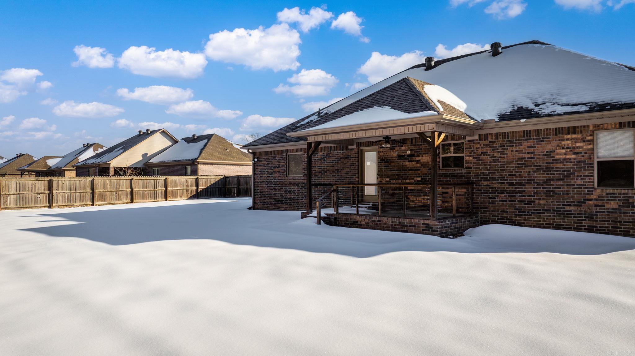 SHADOW CREEK - Residential