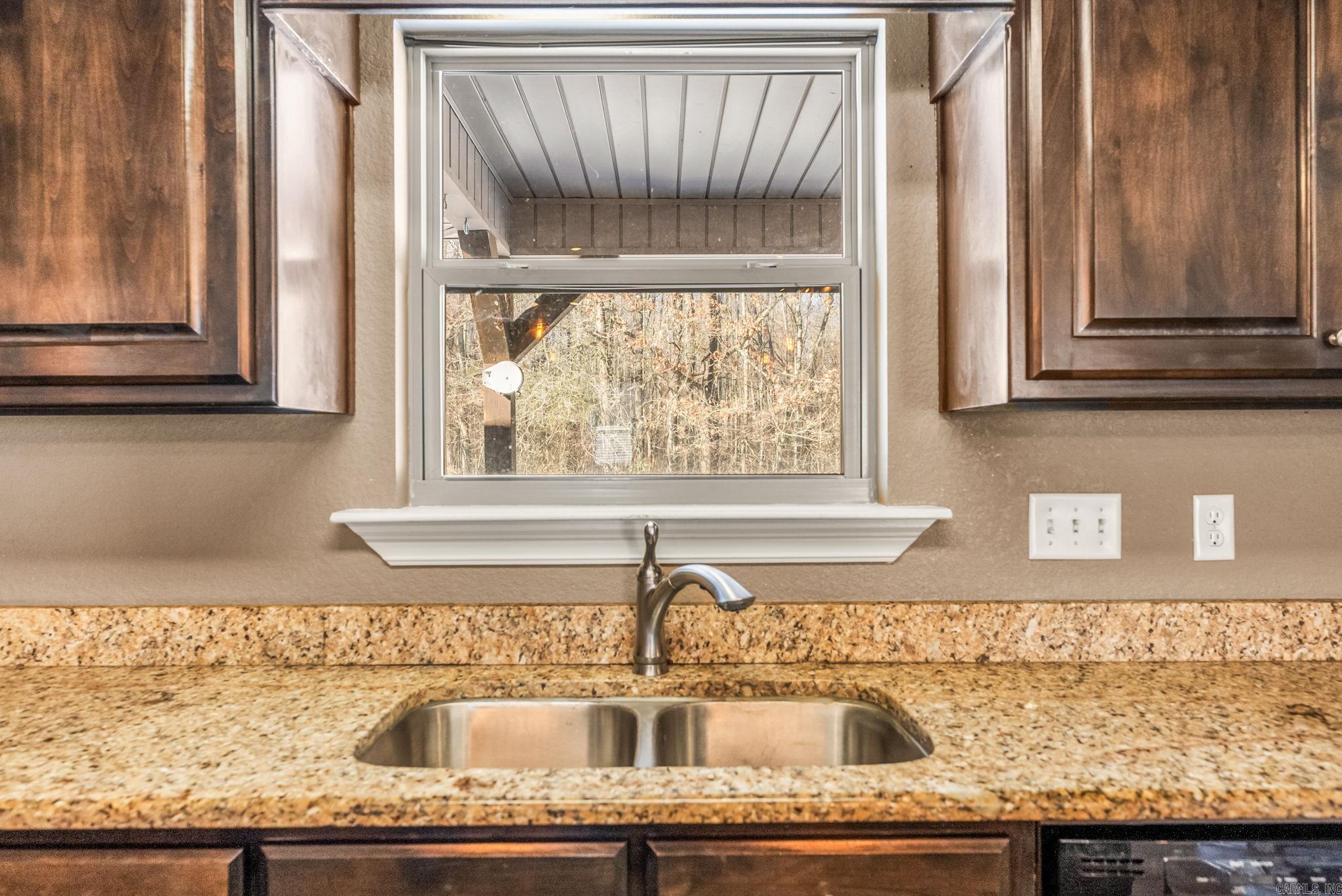 SHADOW CREEK - Residential