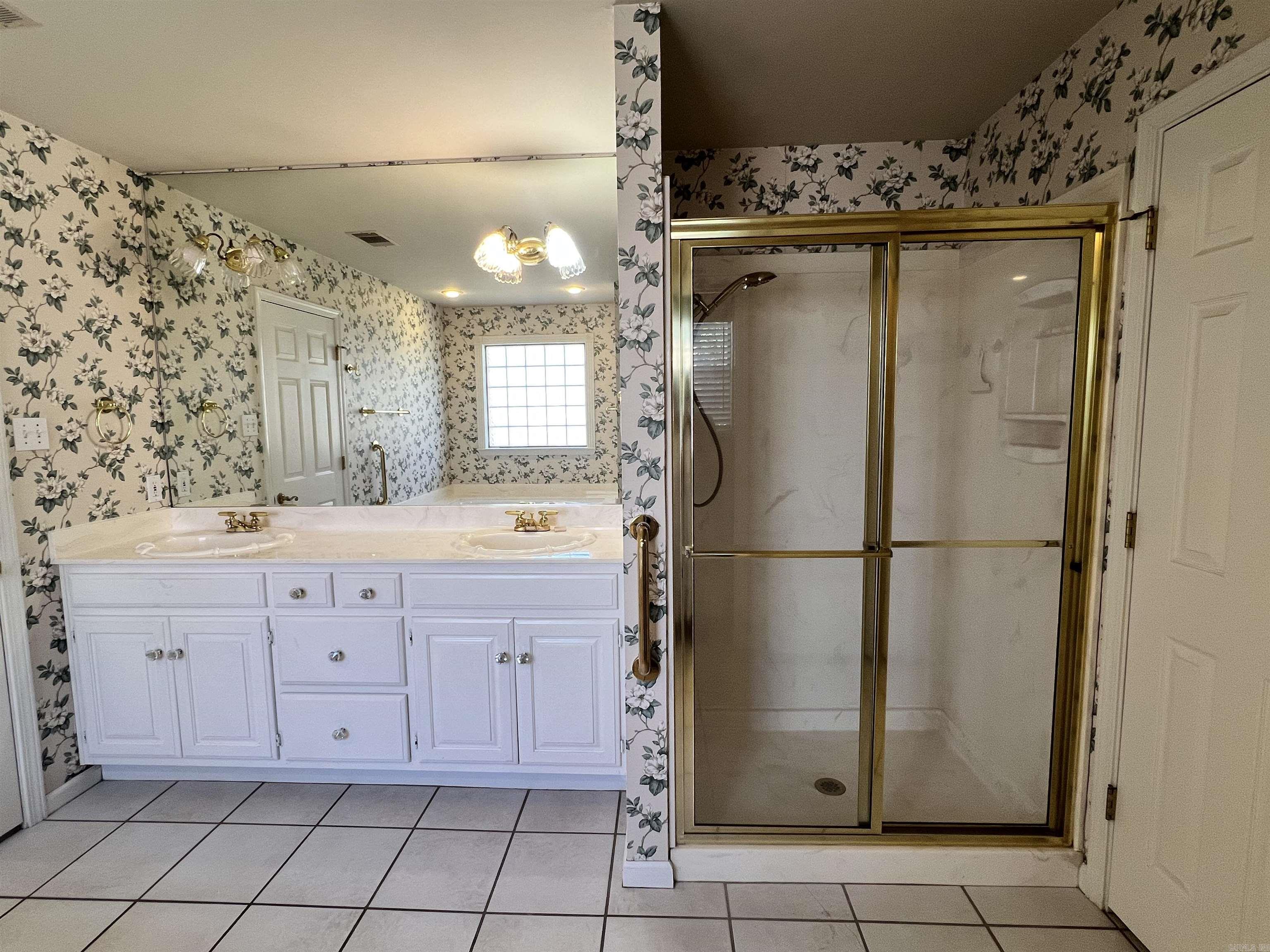 OVERCUP RIDGE ADDN - Residential
