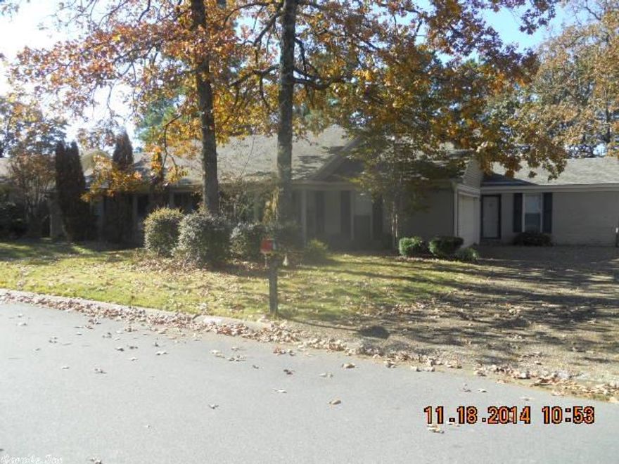 ONE STORY BRICK AND VINYL SIDED HOME IN THE HEART OF PLEASANT VALLEY. LARGE DECK. INGROUND POOL.  INLAW QUARTERS WITH SEPERATE ENTRANCE AND KITCHENETTE. Bank of America, N.A. (the "Bank") associates and/or Bank associates, household members, and HTS business partners of the Bank, are prohibited from purchasing REO and auctioned REO properties, either owned or serviced by the Bank, whether directly or indirectly. Prequal required with all financed offers. Proof of funds required with all cash offers