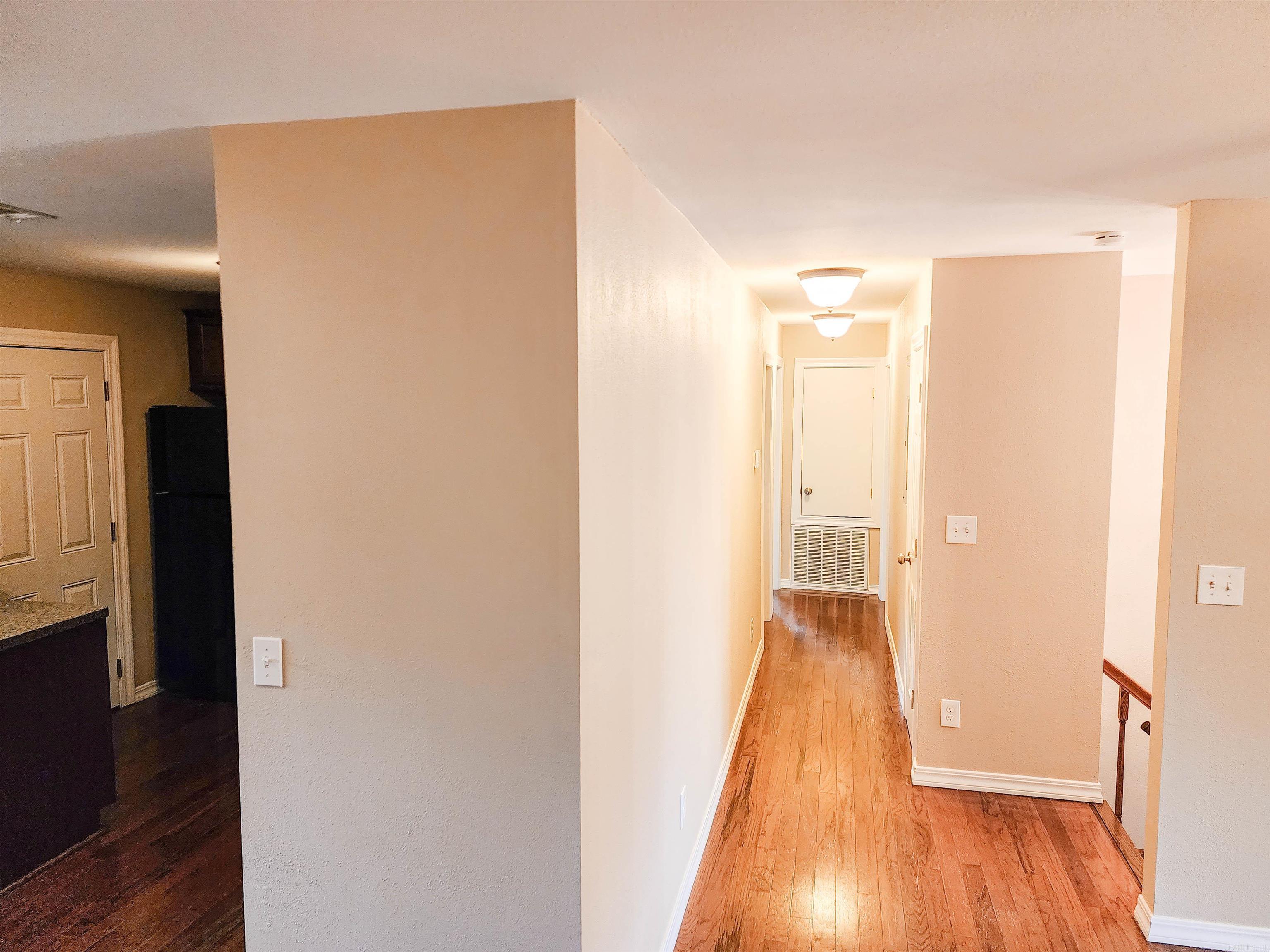 COUNTRY CLUB TERRACE - Residential