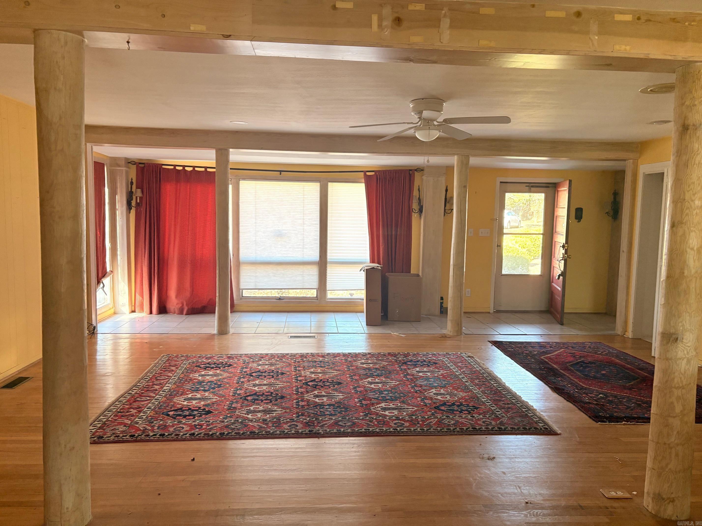 BELOIT BAY - Residential