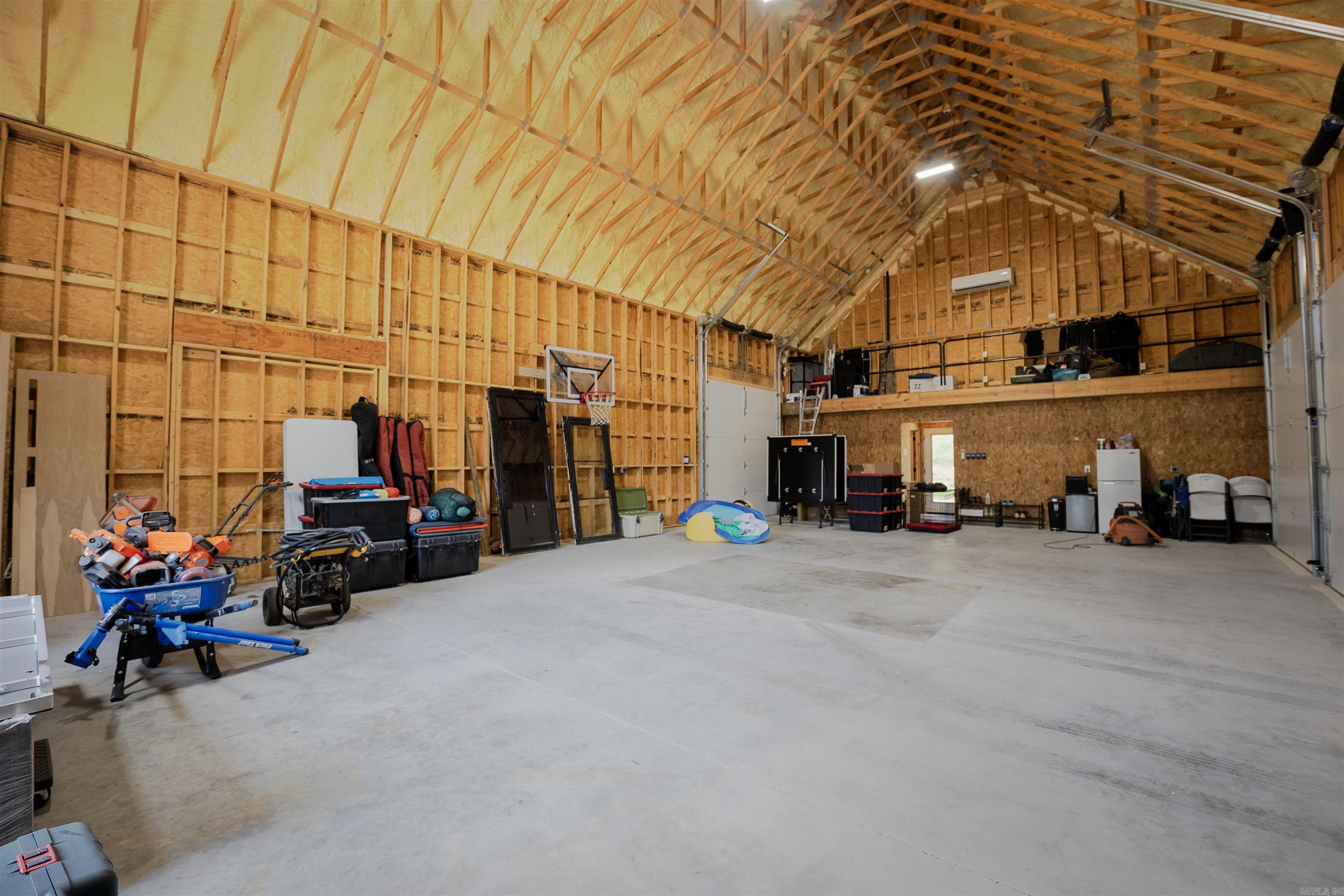 BENTON - Residential