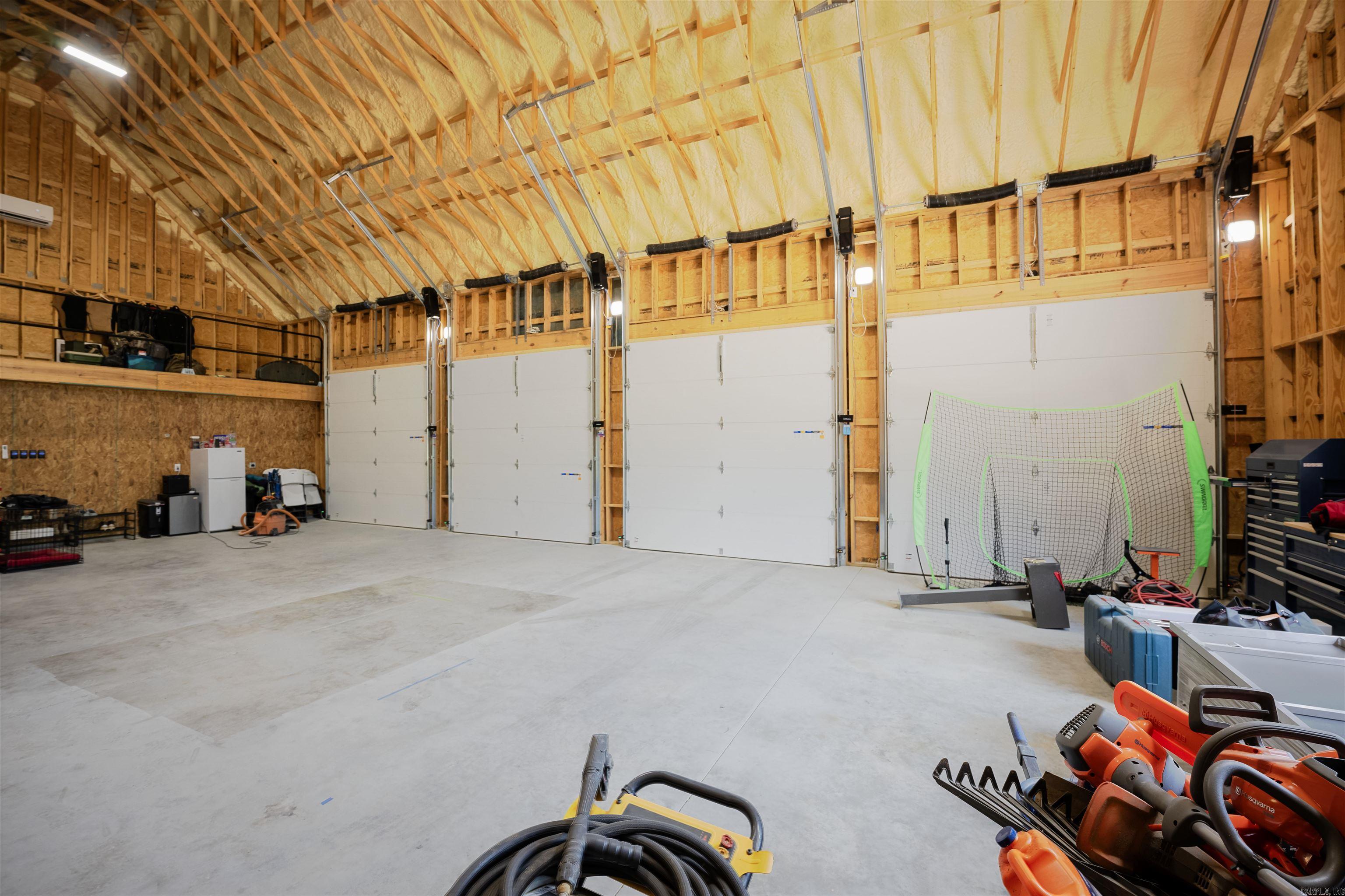 BENTON - Residential