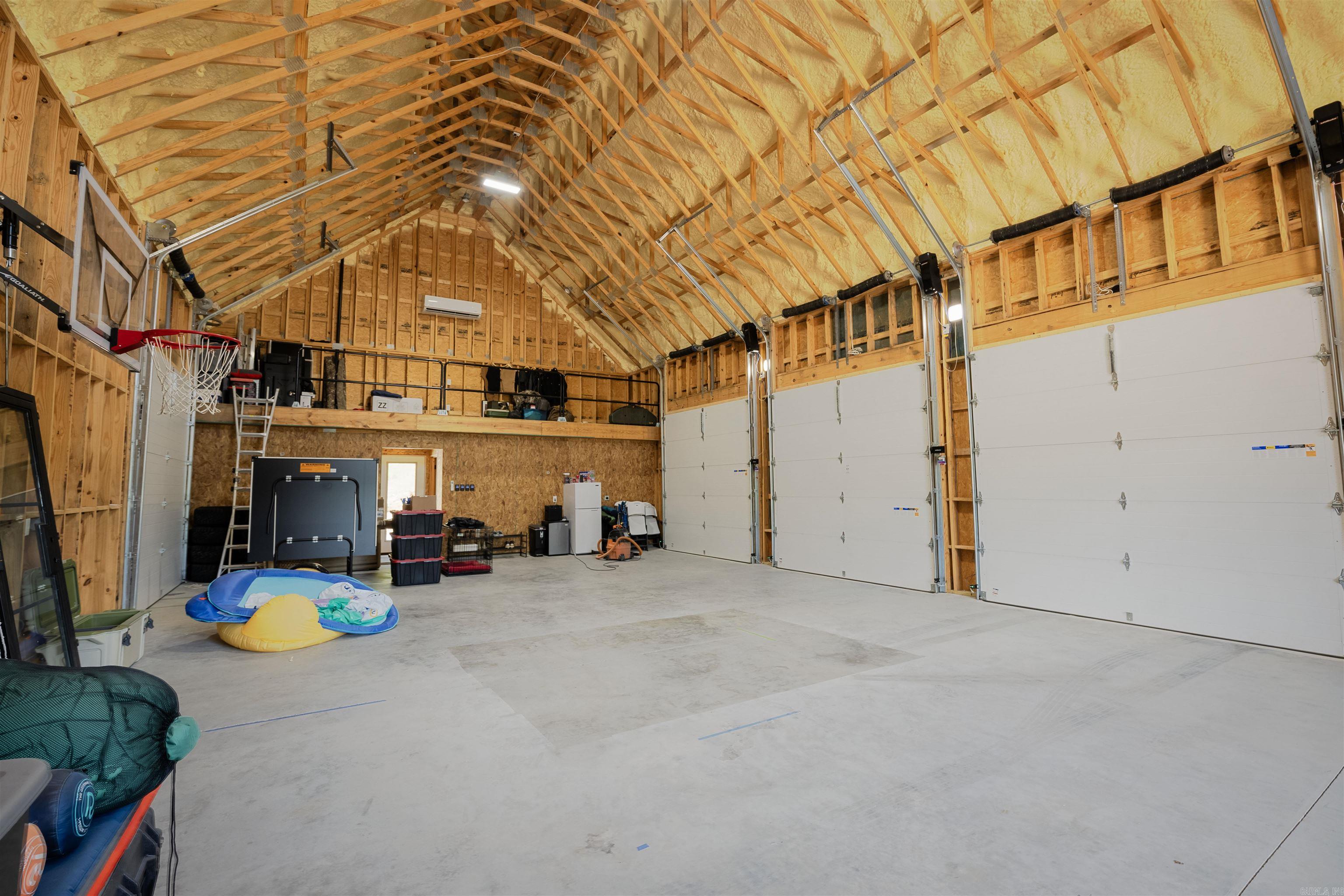 BENTON - Residential