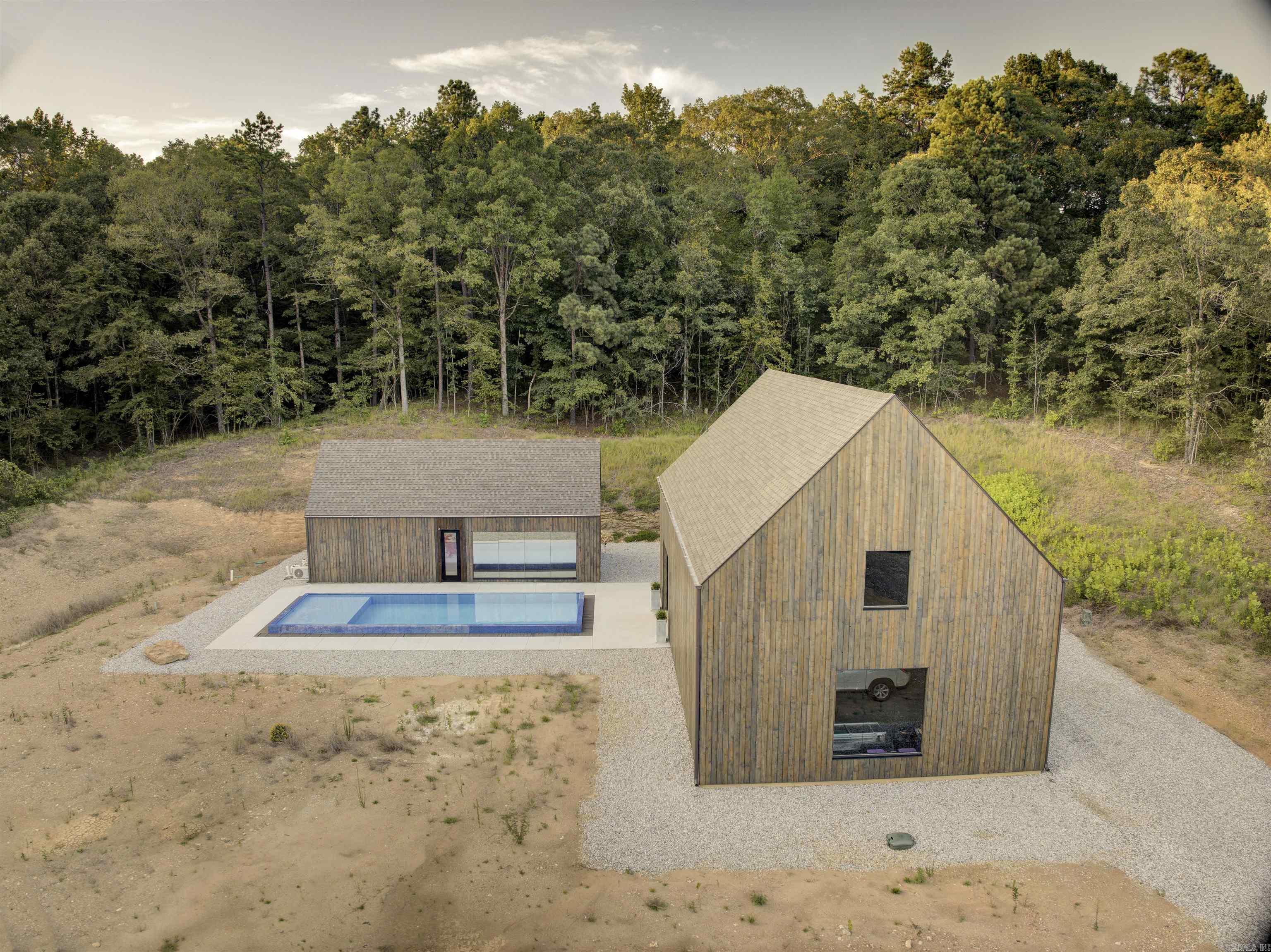 BENTON - Residential