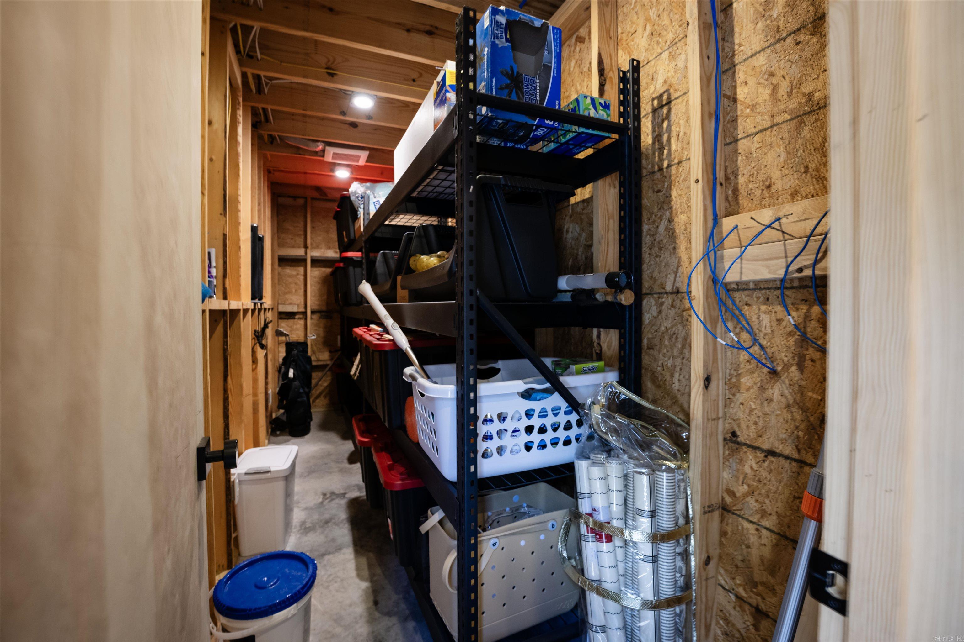 BENTON - Residential