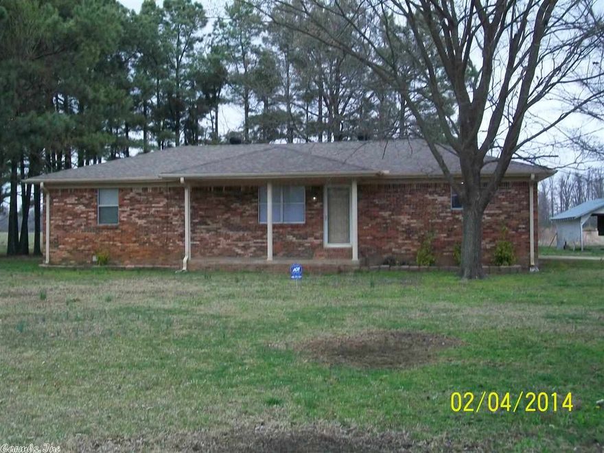 Brick, ranch homes built to FHA standards.  The original carport was enclosed for an additional  living area or 4th bedroom. Gas lines are available inside  for gas backup heat. Buyer would have to get propane tank.  CH&A is Trane Unit.  Roof  approx 2 yrs.Updated counter tops & range.  The land lay out "L" shape would allow room for animals. AGENTS PLEASE CHECK CONFIDENTAL AGENT REMARKS FOR SHOWING. Seller says price is FIRM