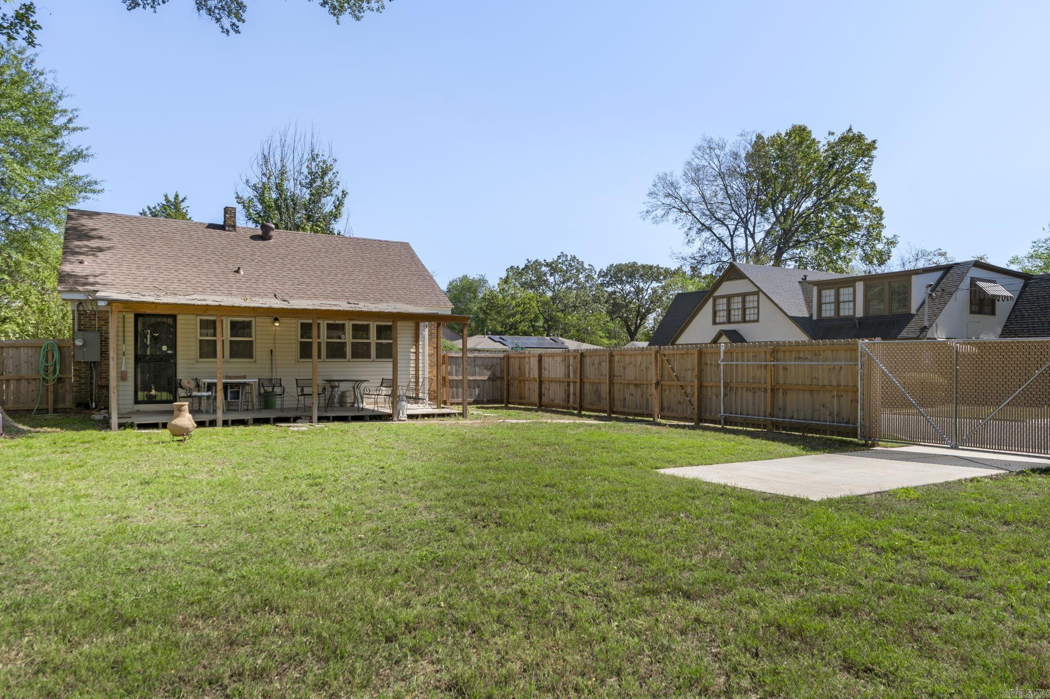 BEACHES - Residential