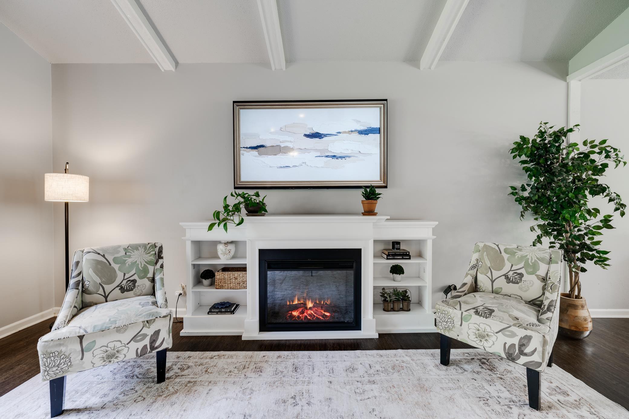 OAKBROOKE - Residential