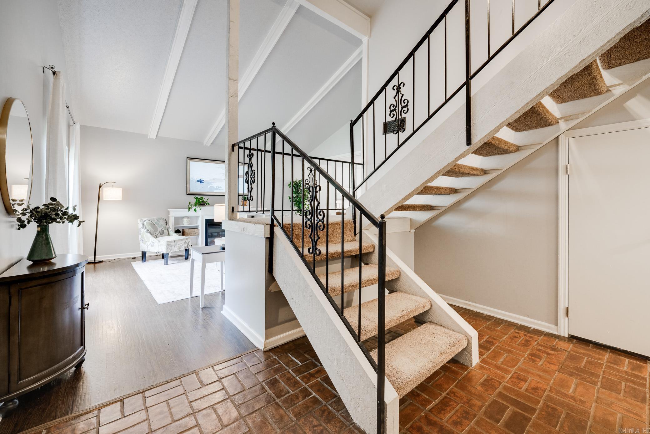 OAKBROOKE - Residential