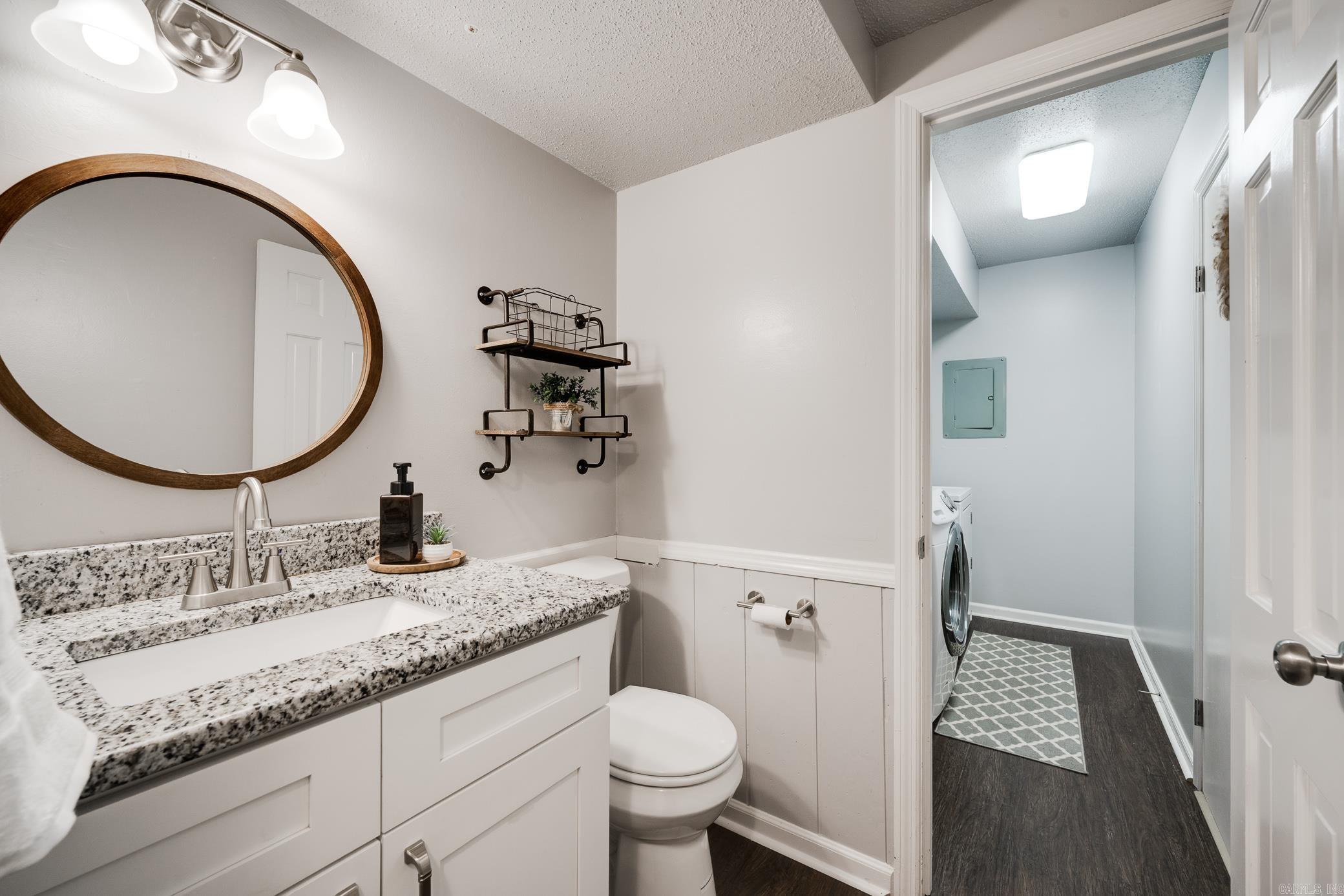 OAKBROOKE - Residential