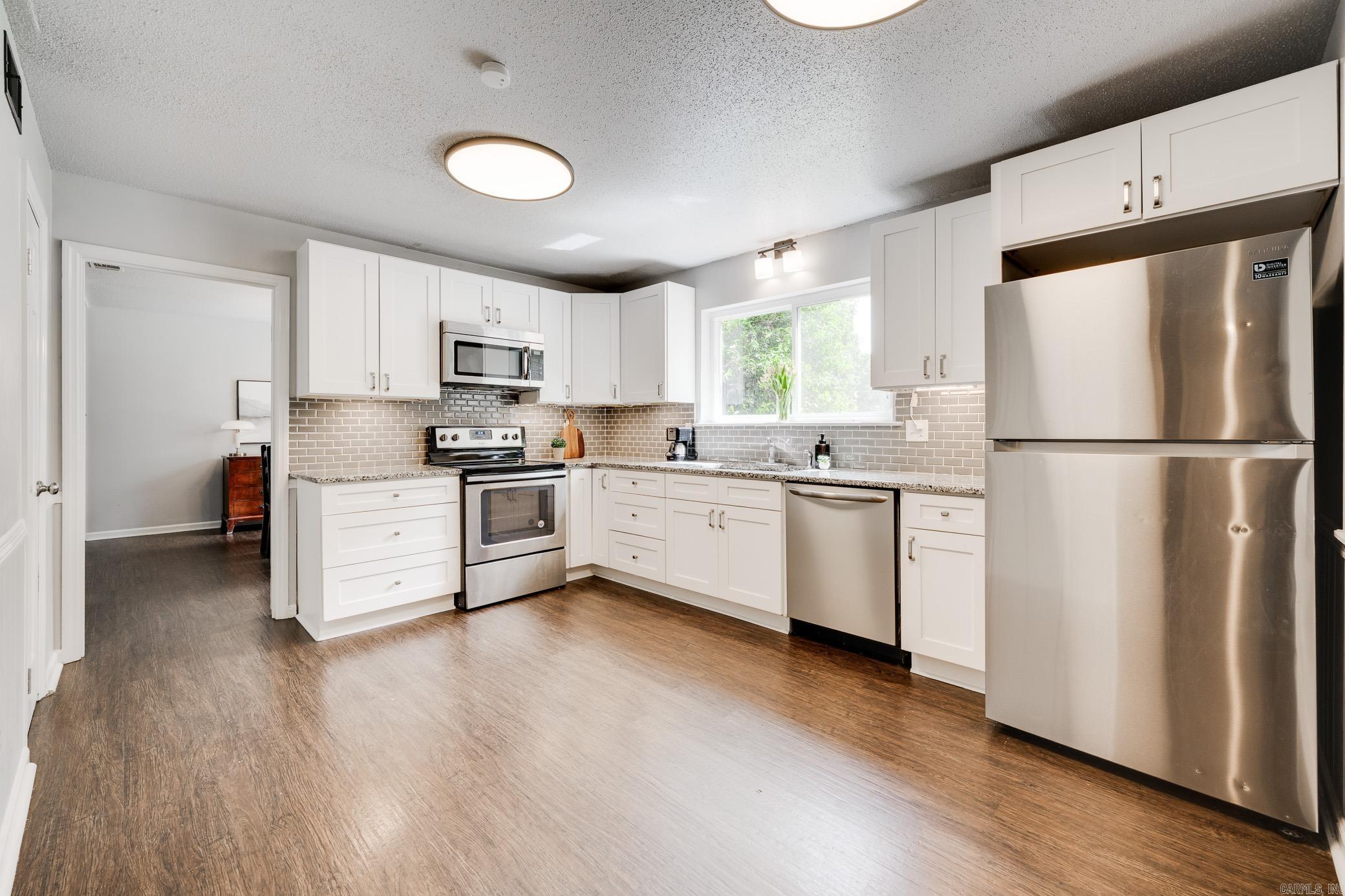 OAKBROOKE - Residential